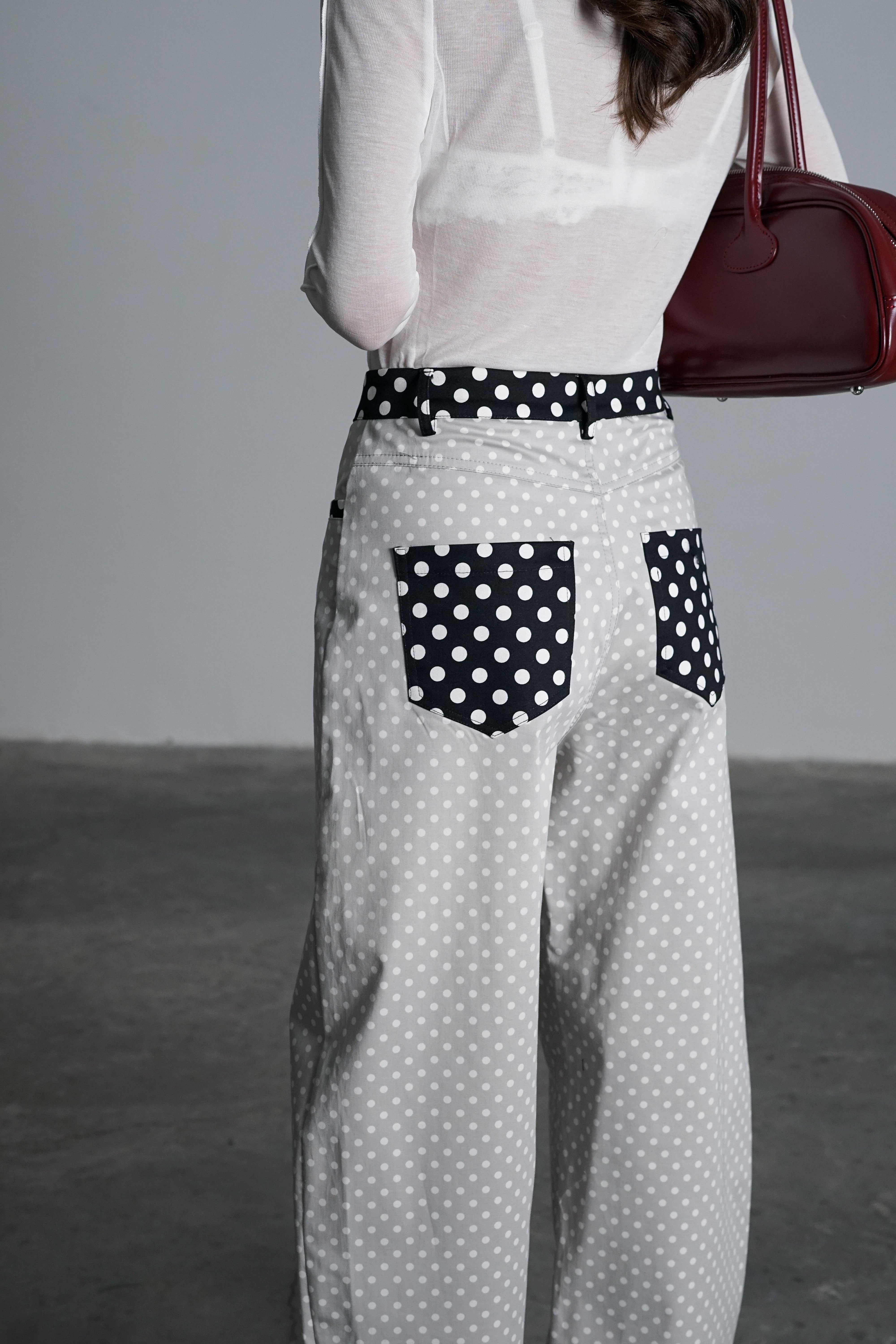 מכנסי פאי-אפור