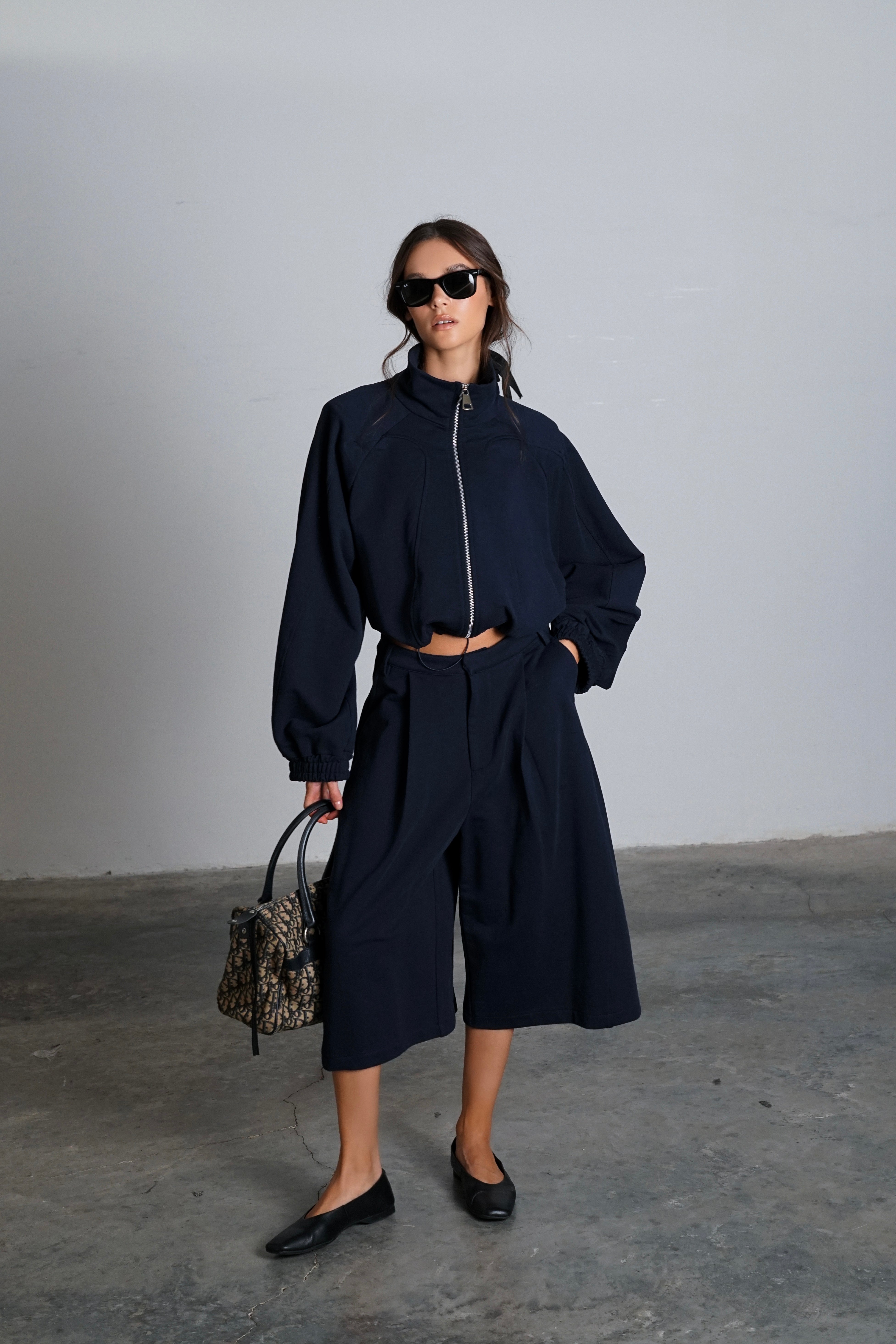 חליפת אדאמס-כחול