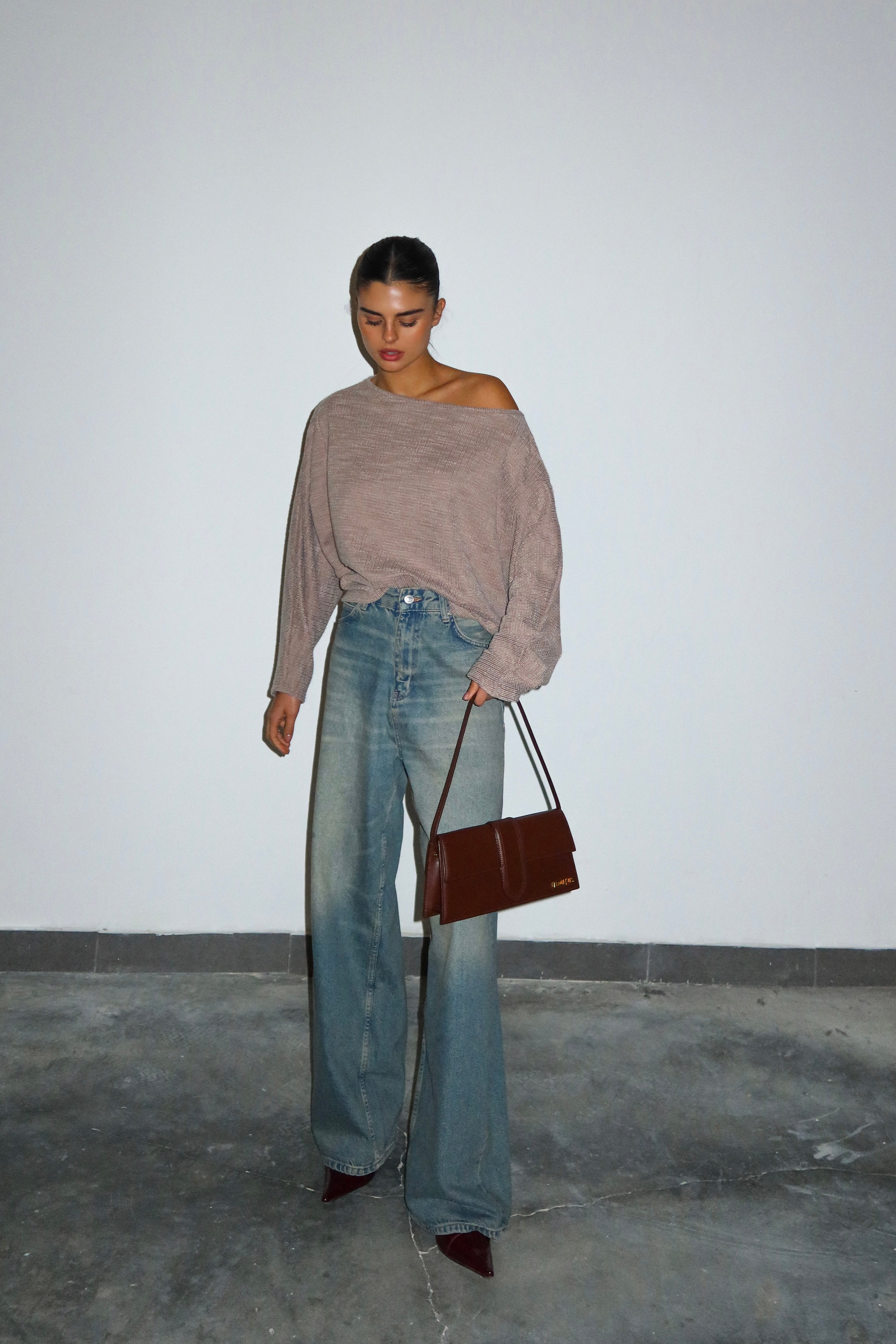 חולצת ג׳סטין-מוקה