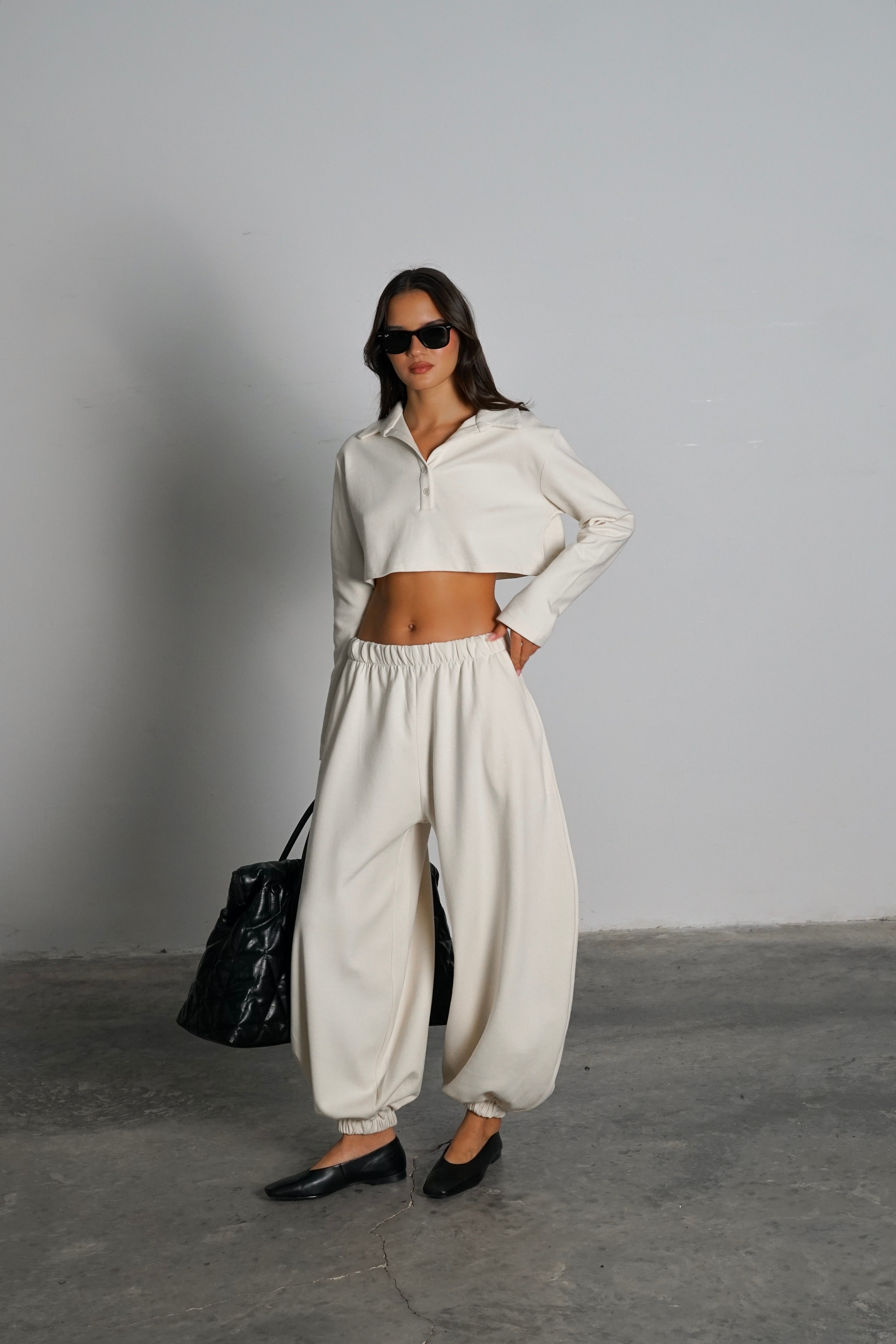 חליפת בלומה-שמנת