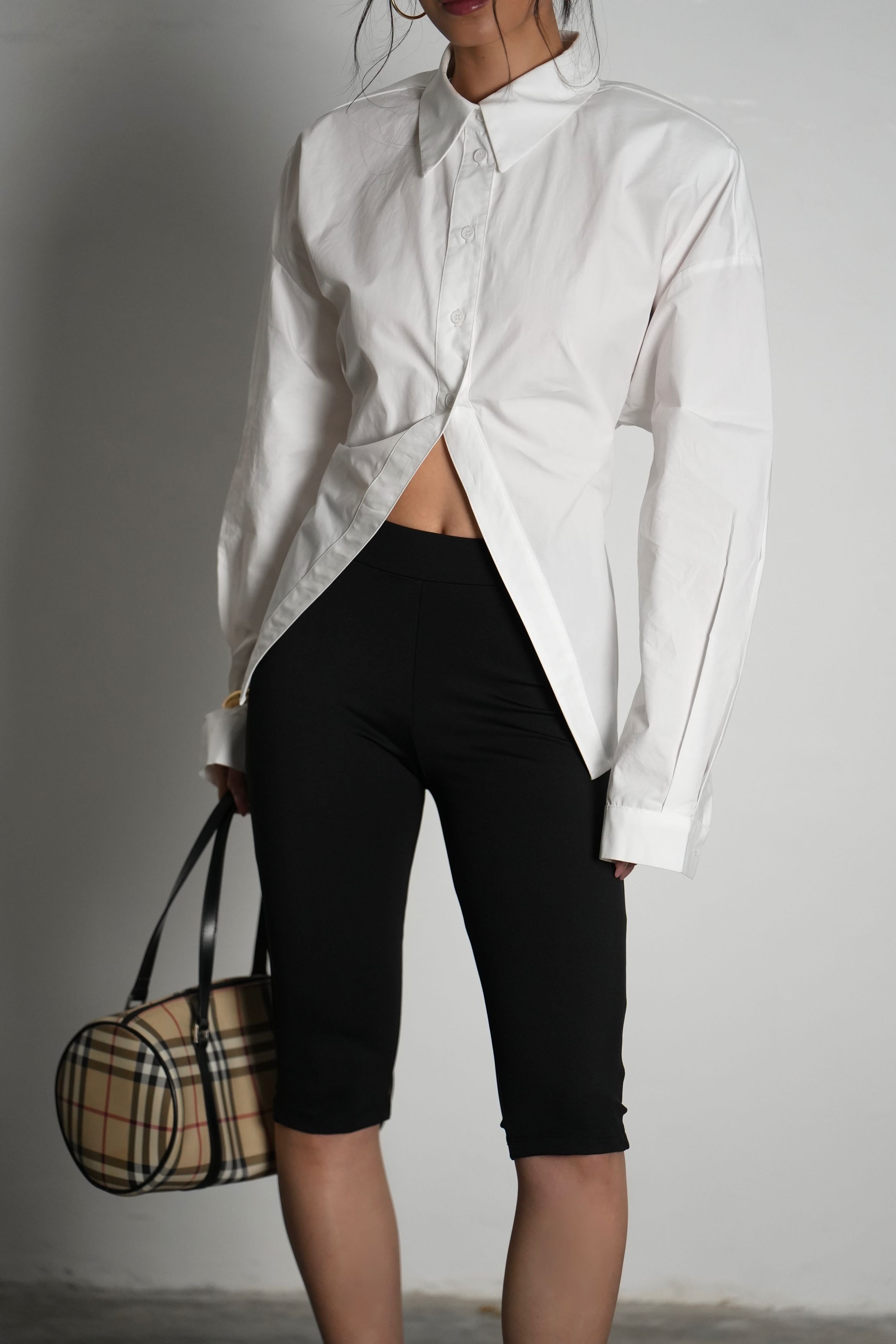 חולצת פיארה-לבן