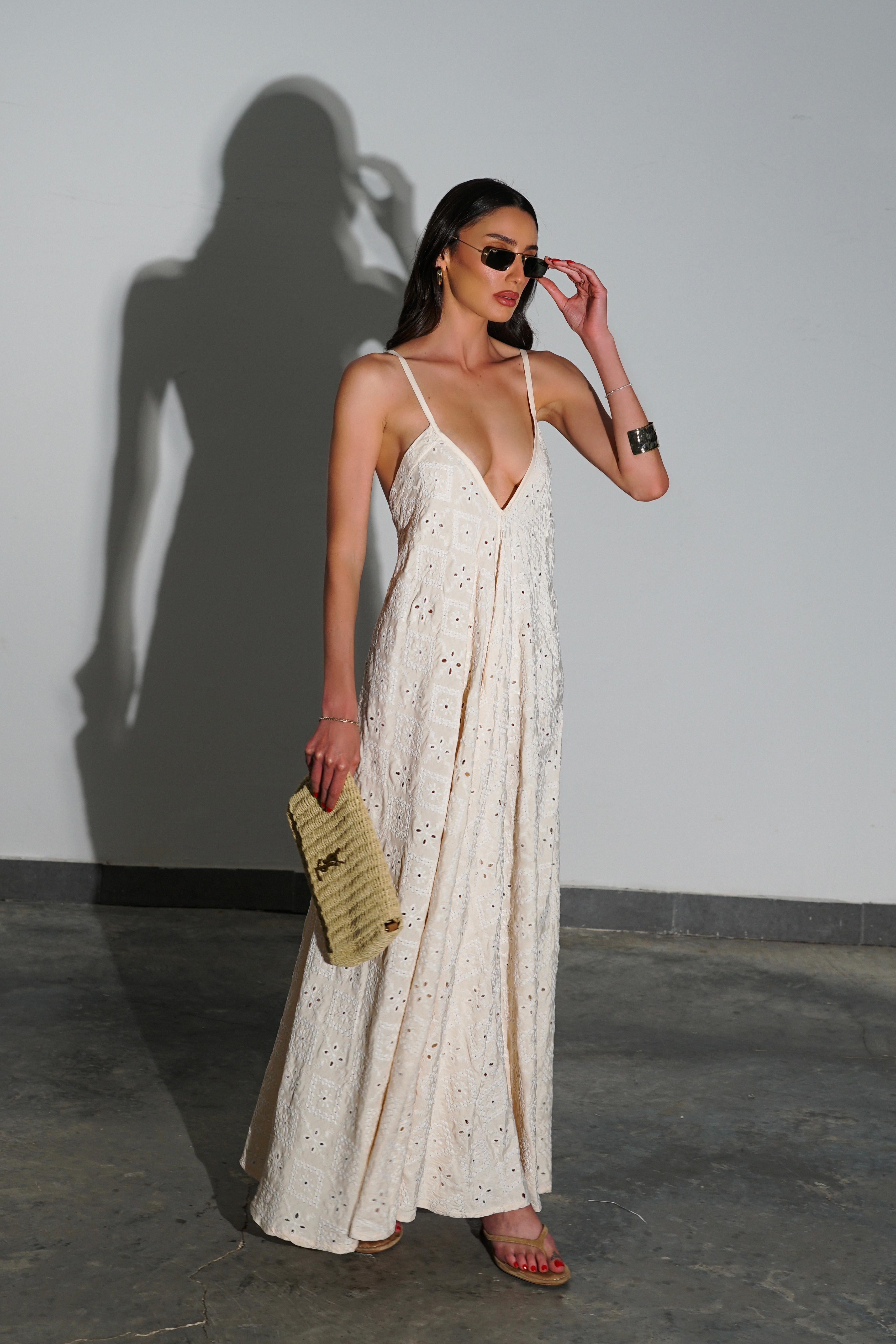 שמלת לונה-אבן