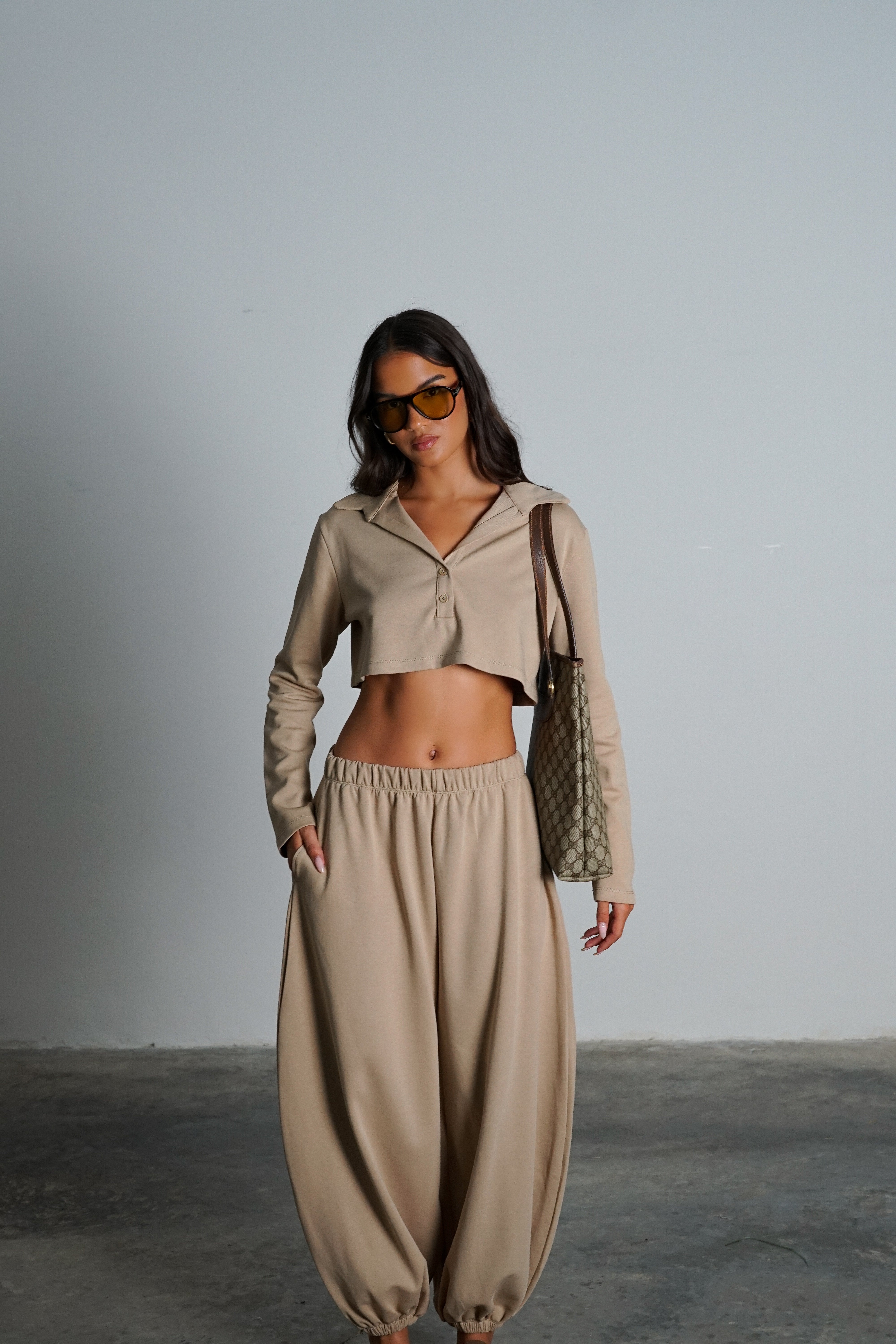 חליפת בלומה-מוקה