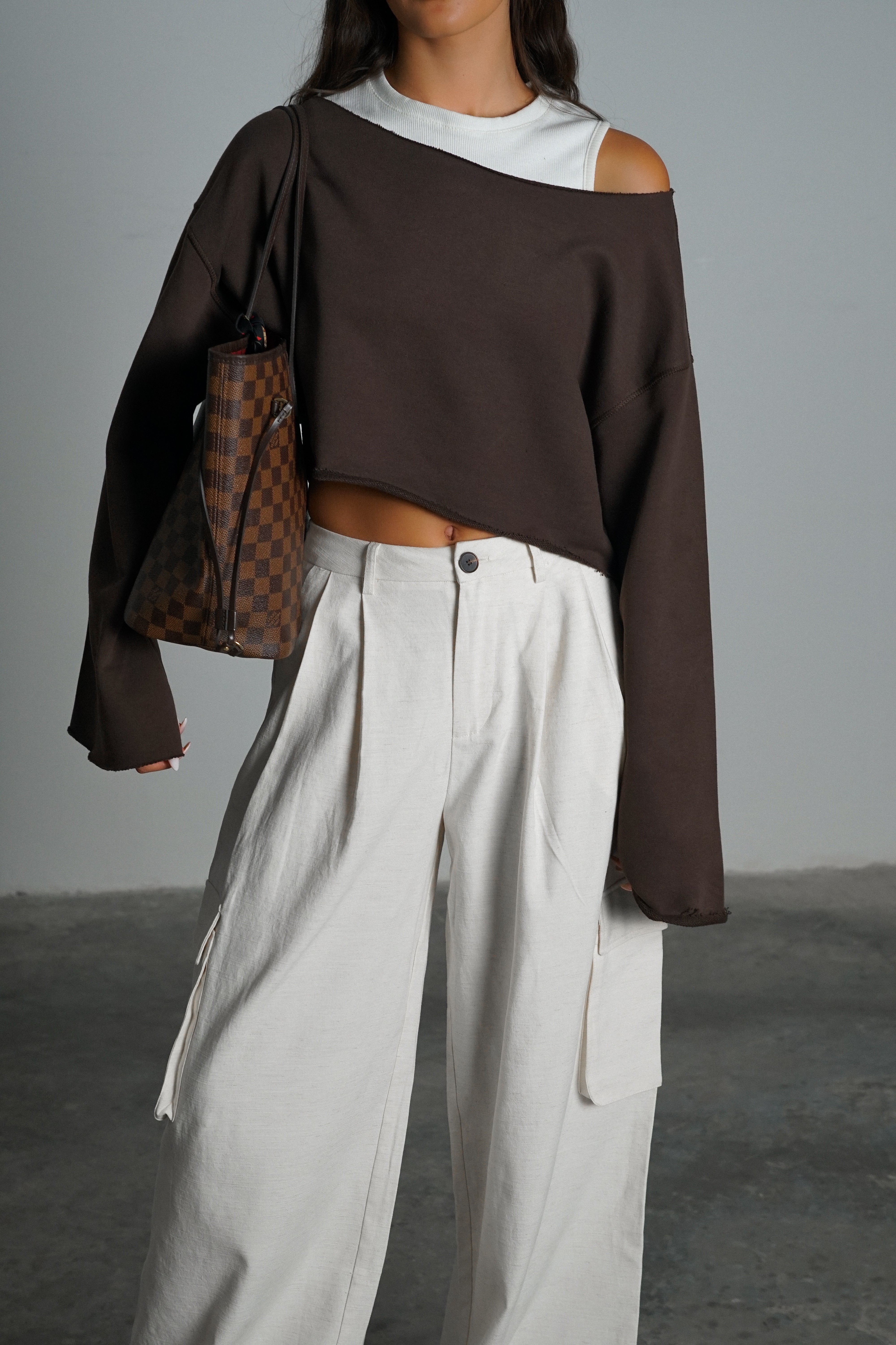 חולצת פירולי-חום