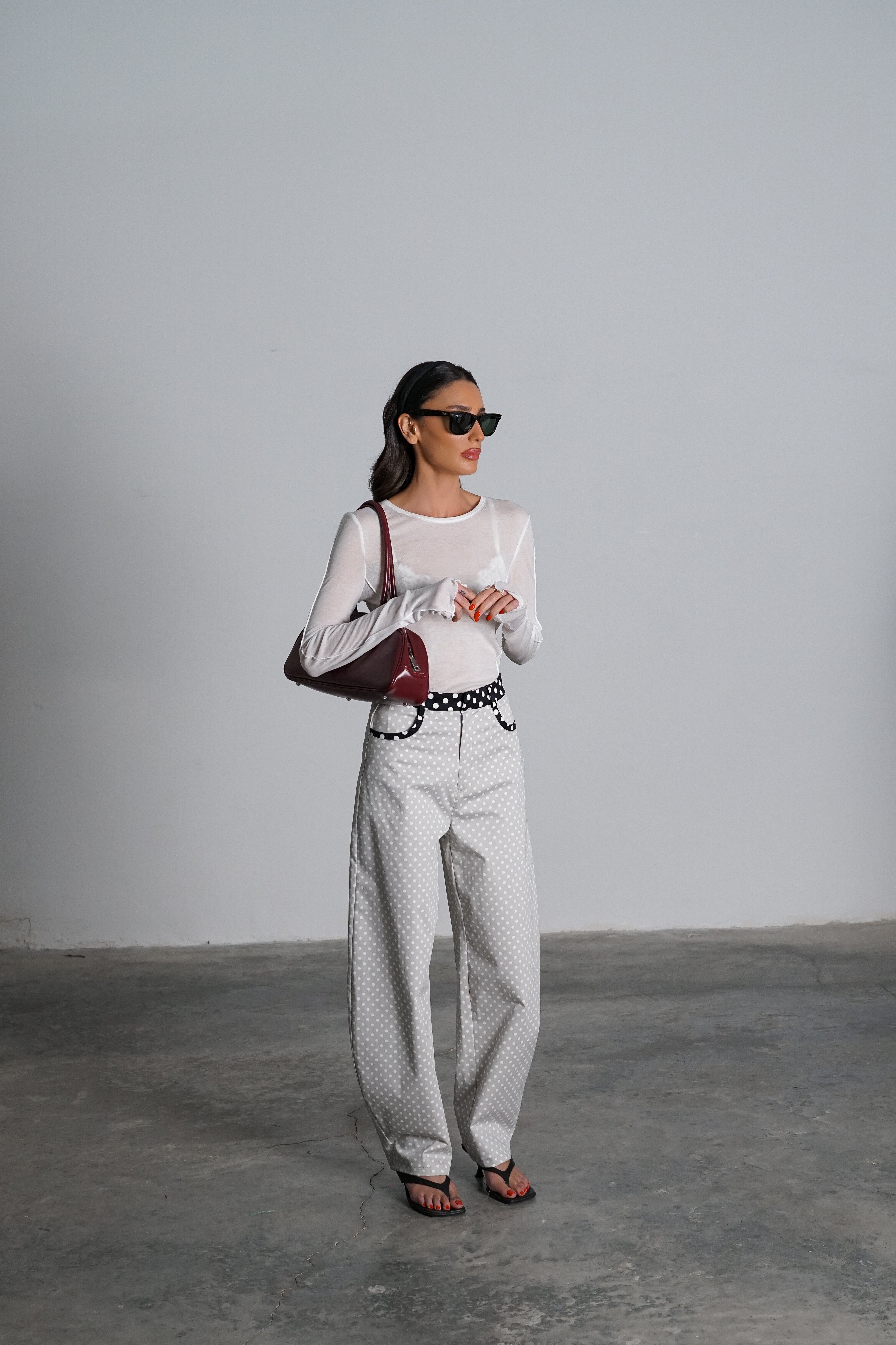 מכנסי פאי-אפור