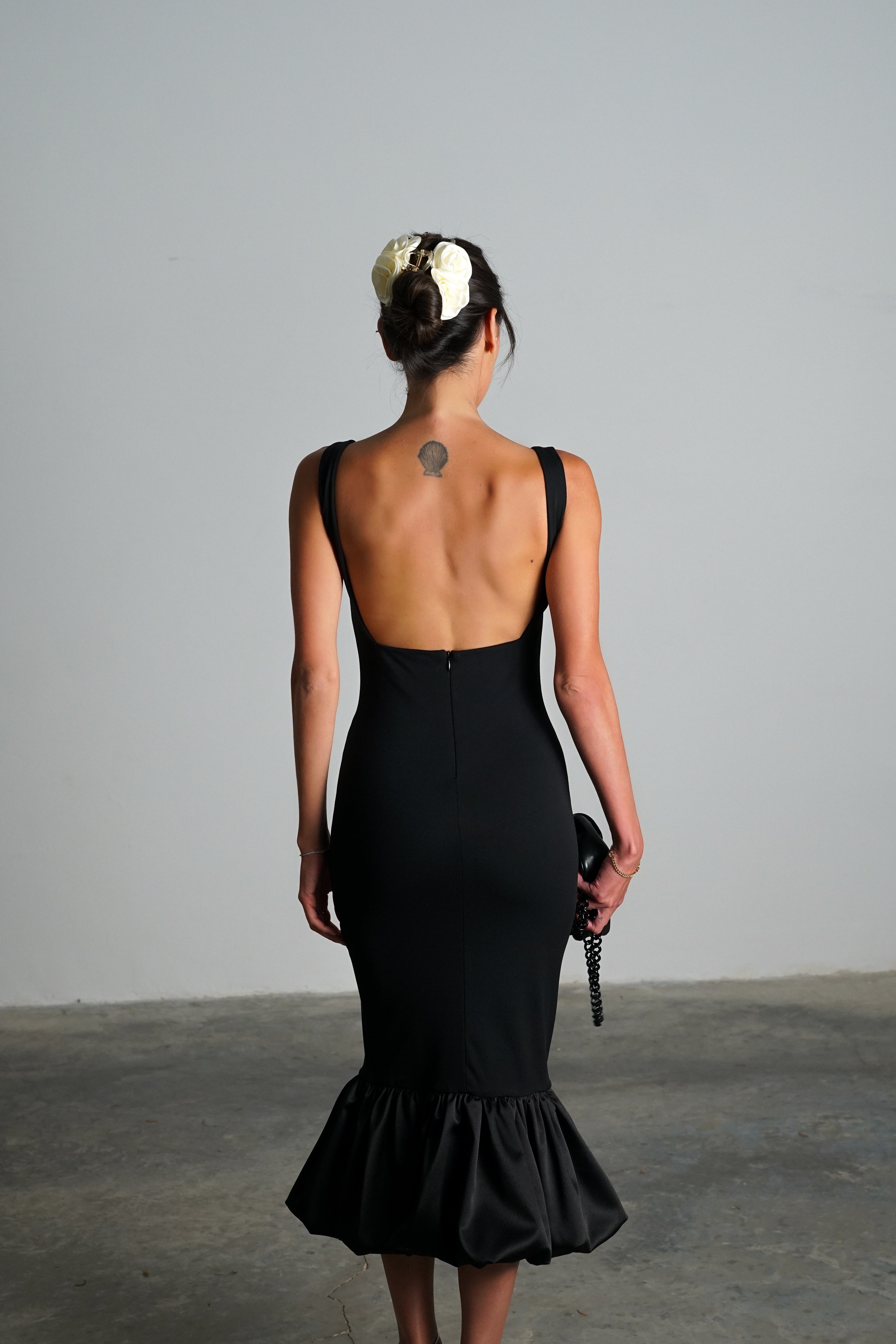 שמלת סלוודור-שחור