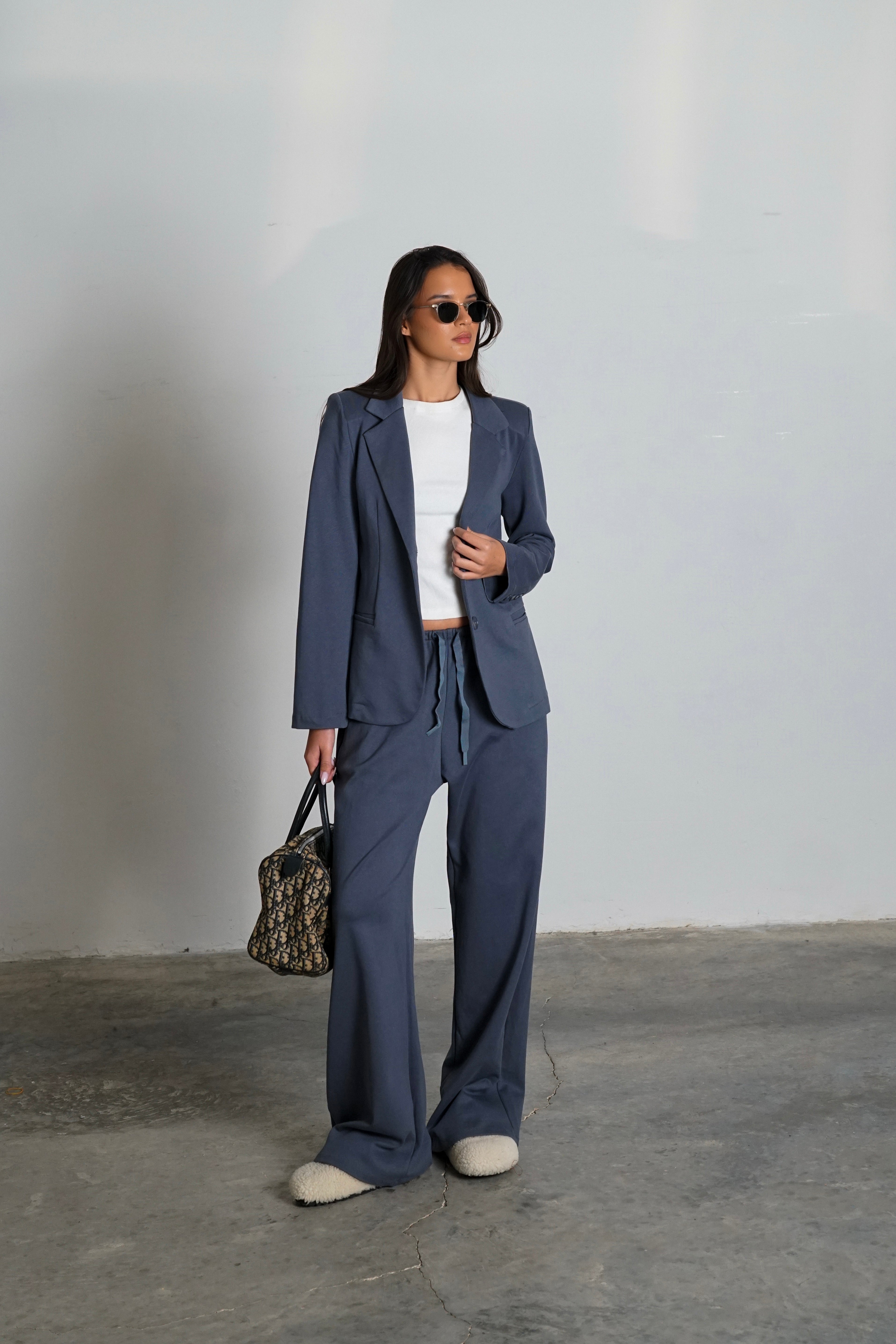 חליפת קנדל-כחול