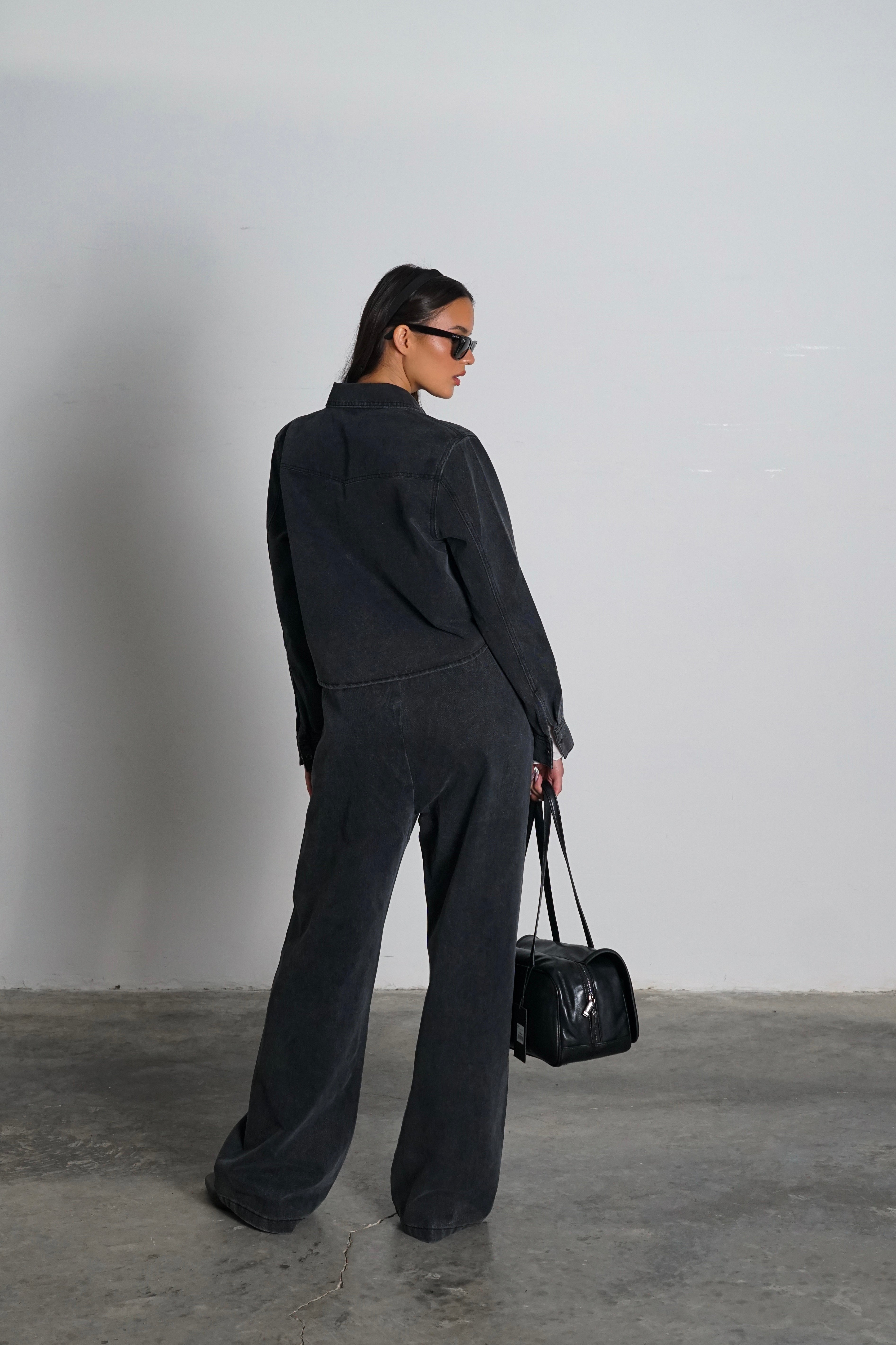 חליפת דנים הנקס