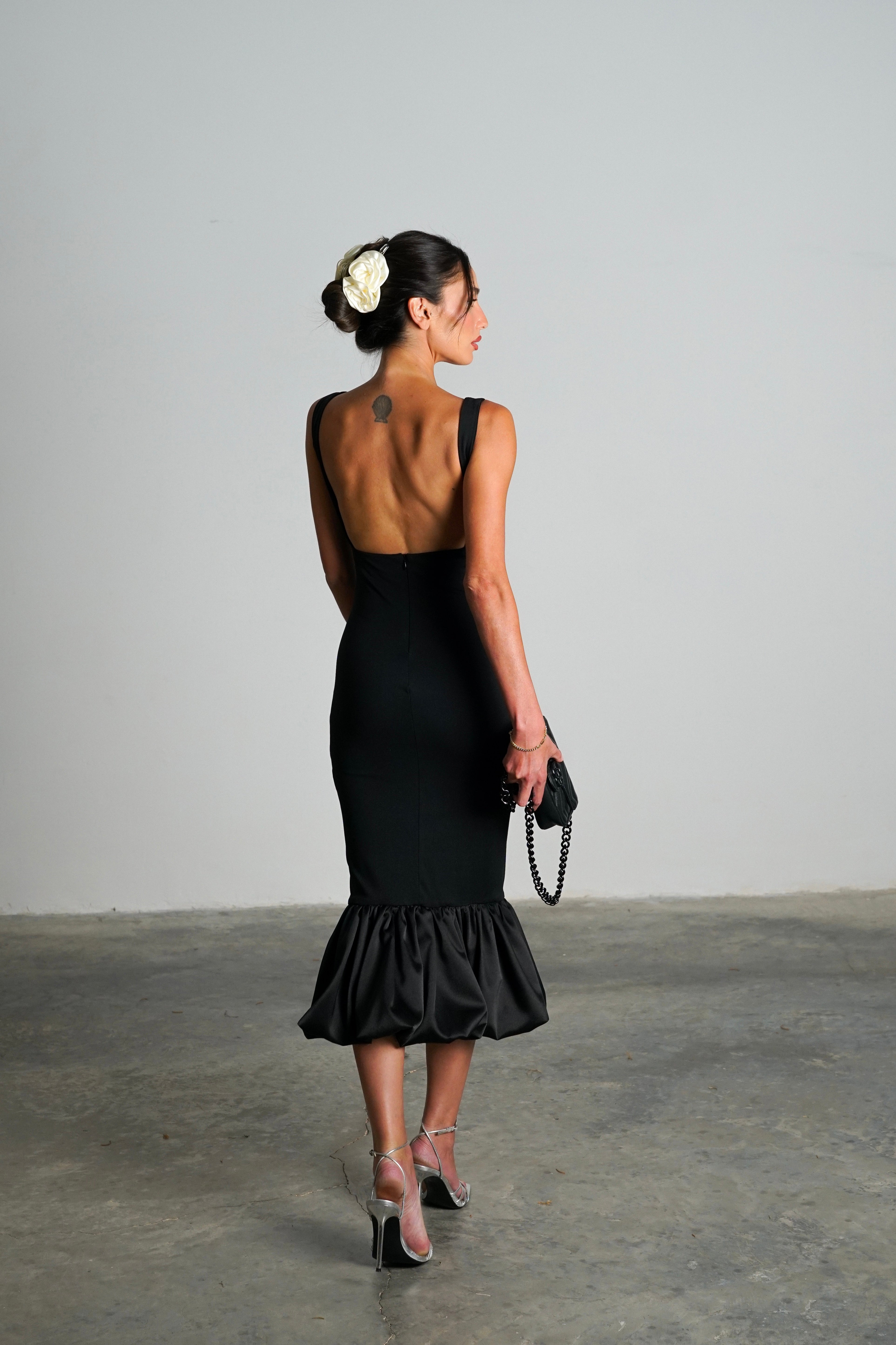 שמלת סלוודור-שחור