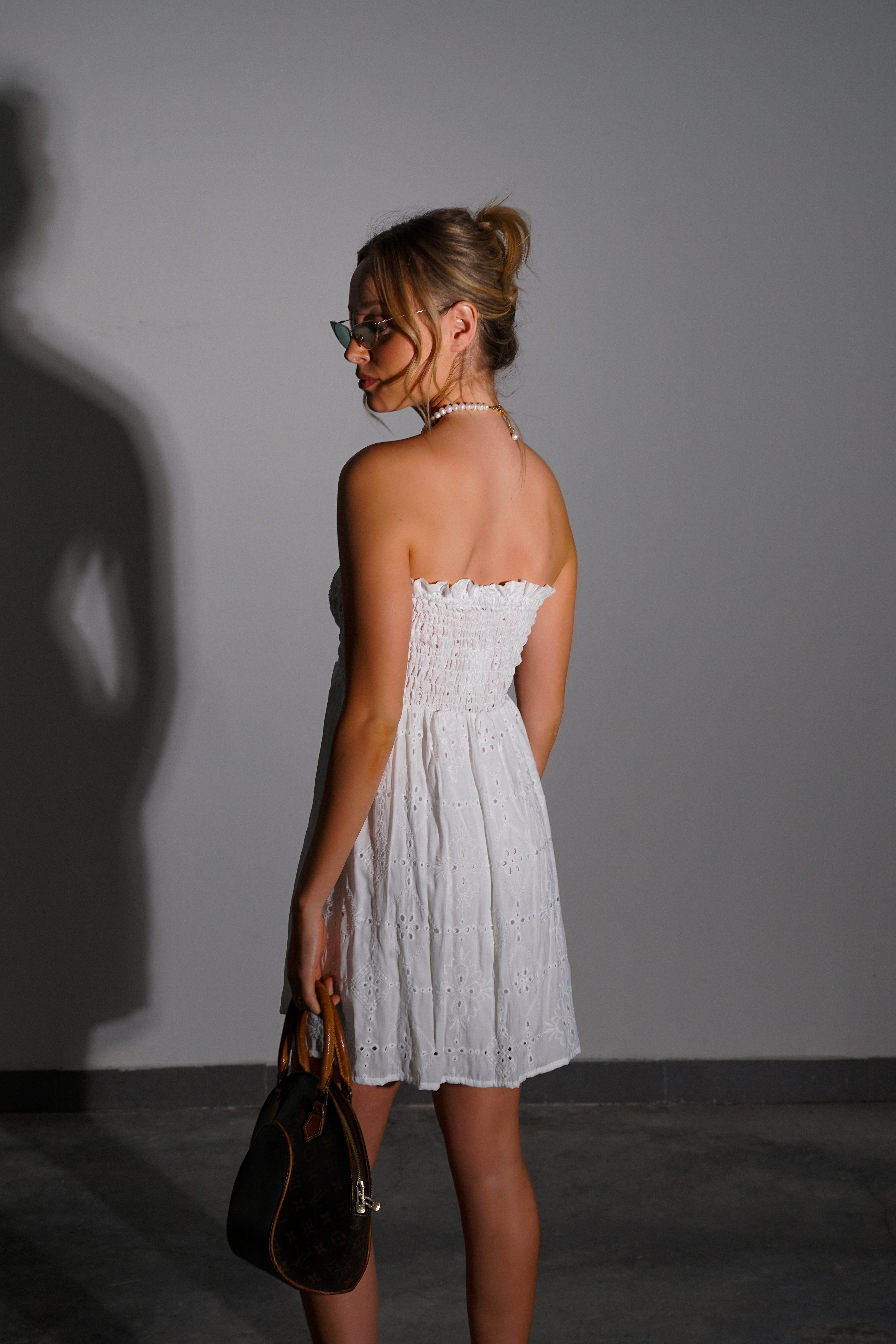 שמלת מוליאר-לבן