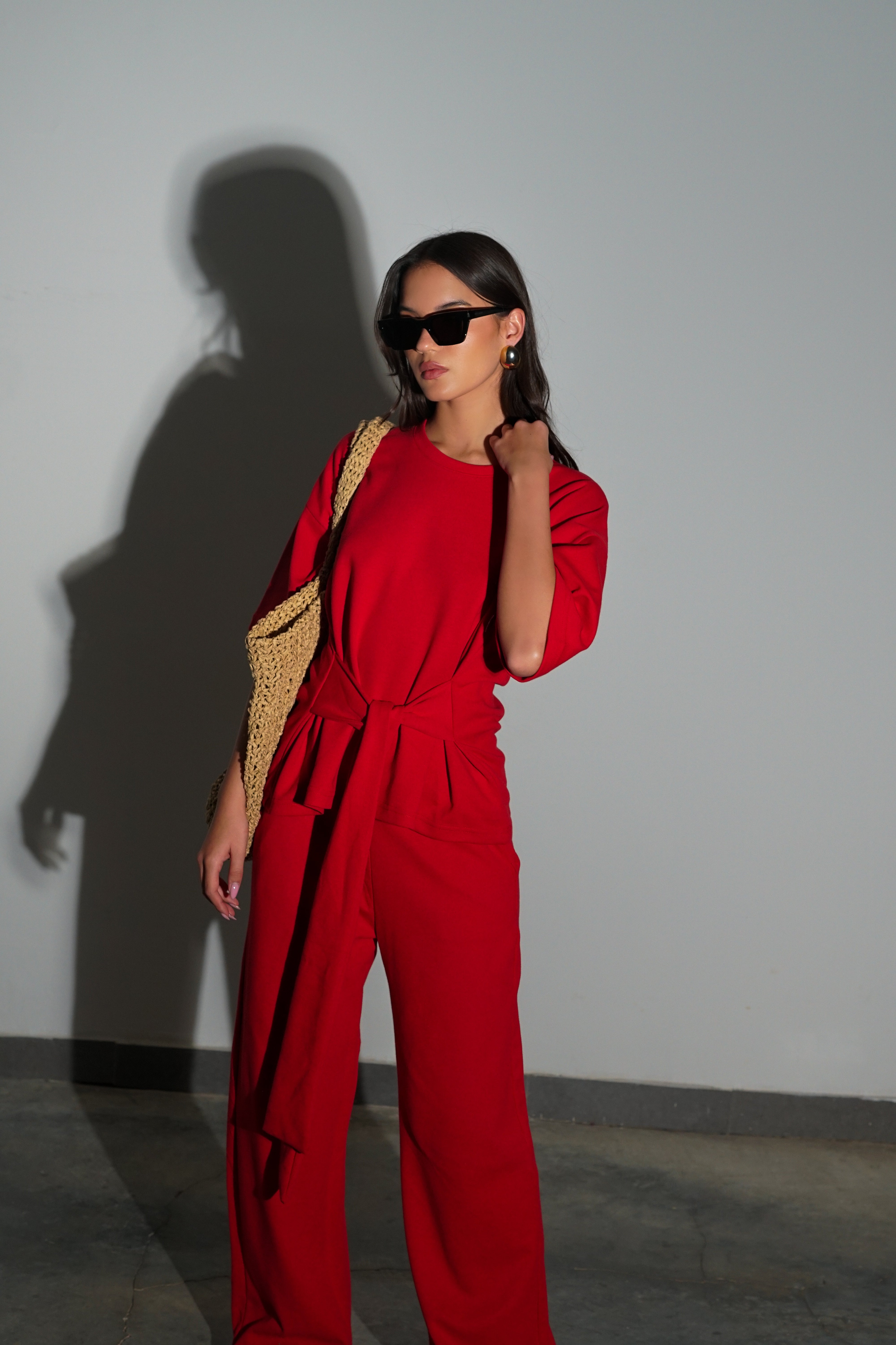 חליפת קלרה-אדום