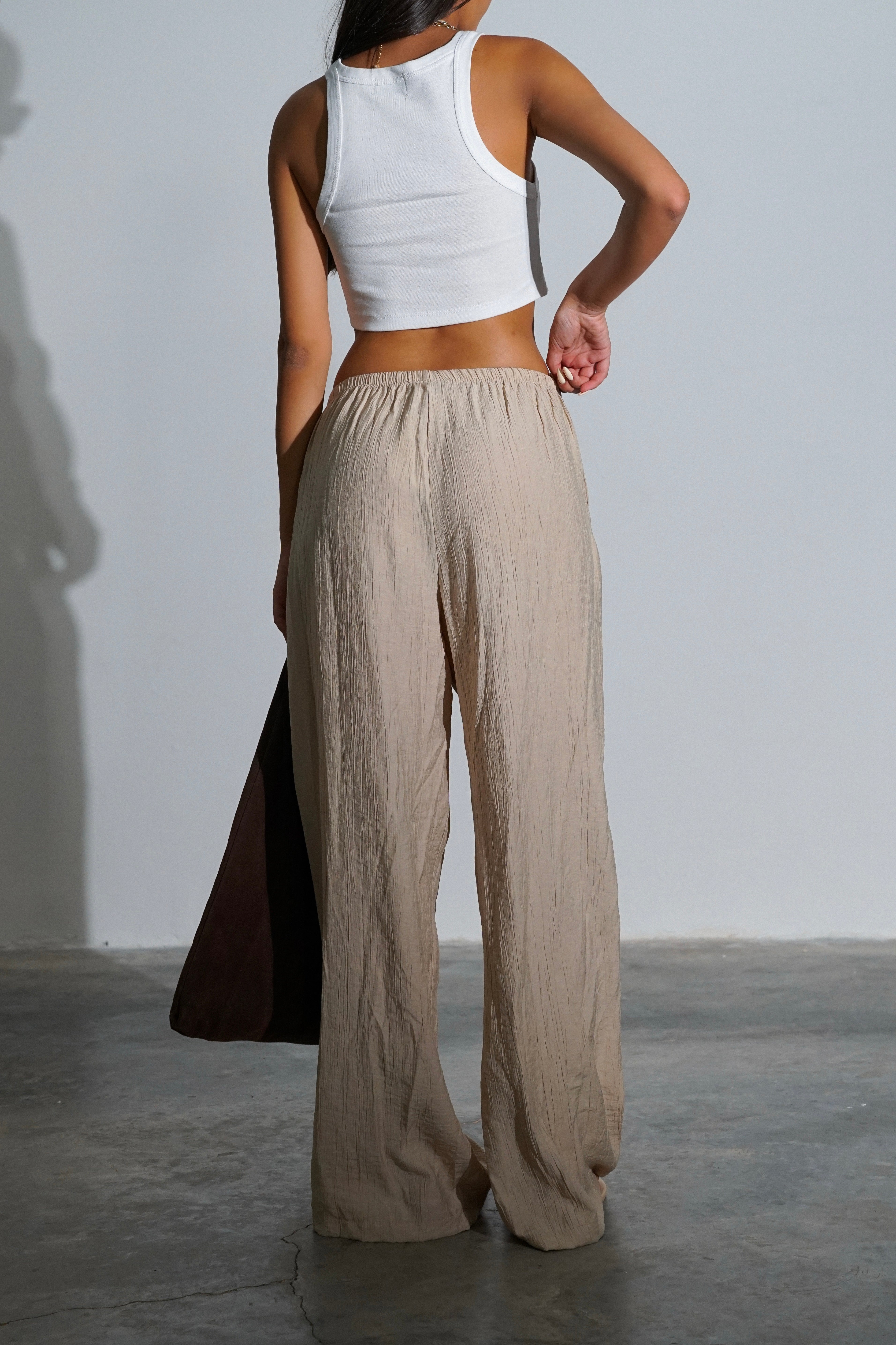 מכנסי אלכסה-אבן