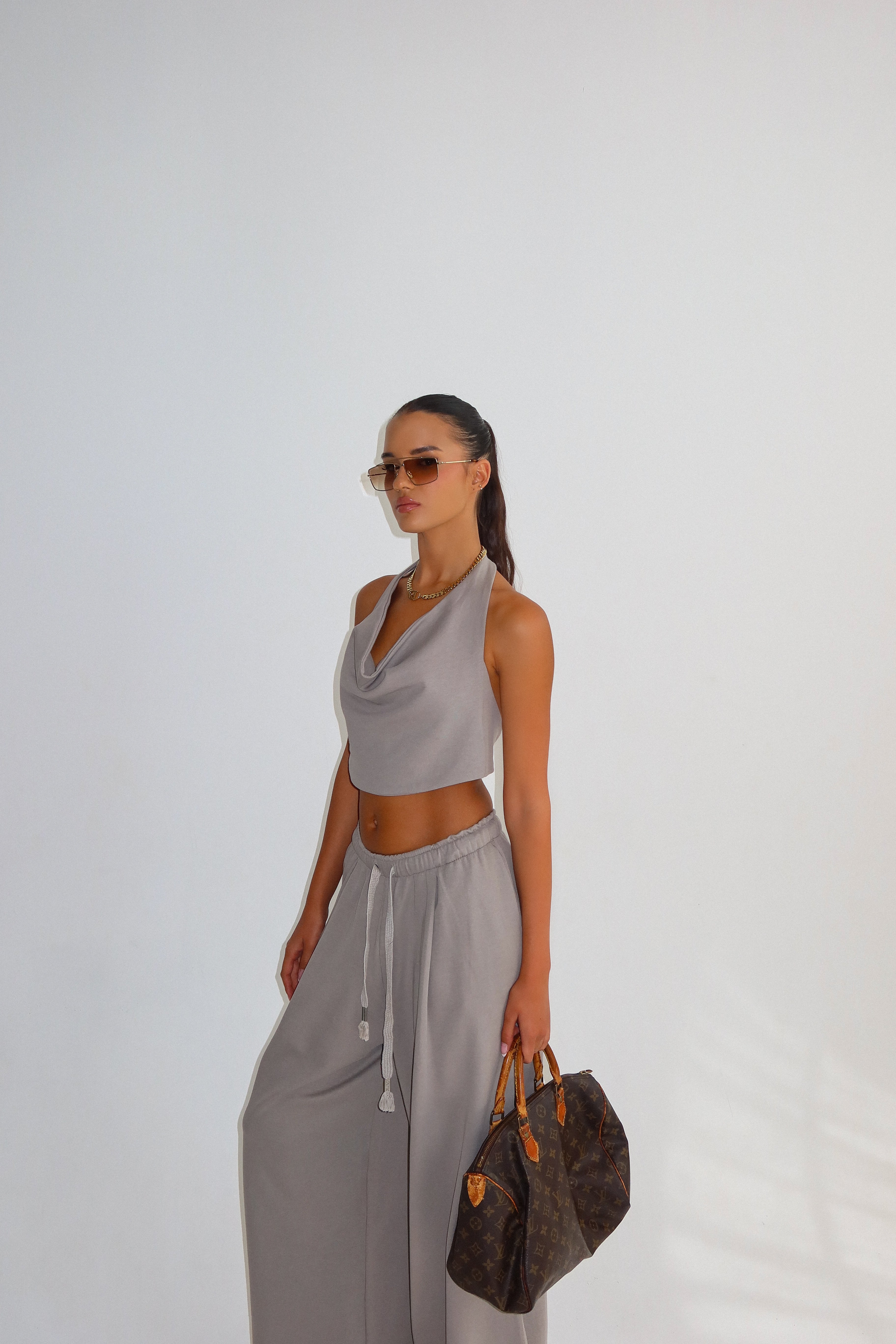 חליפת אמליה-אפור