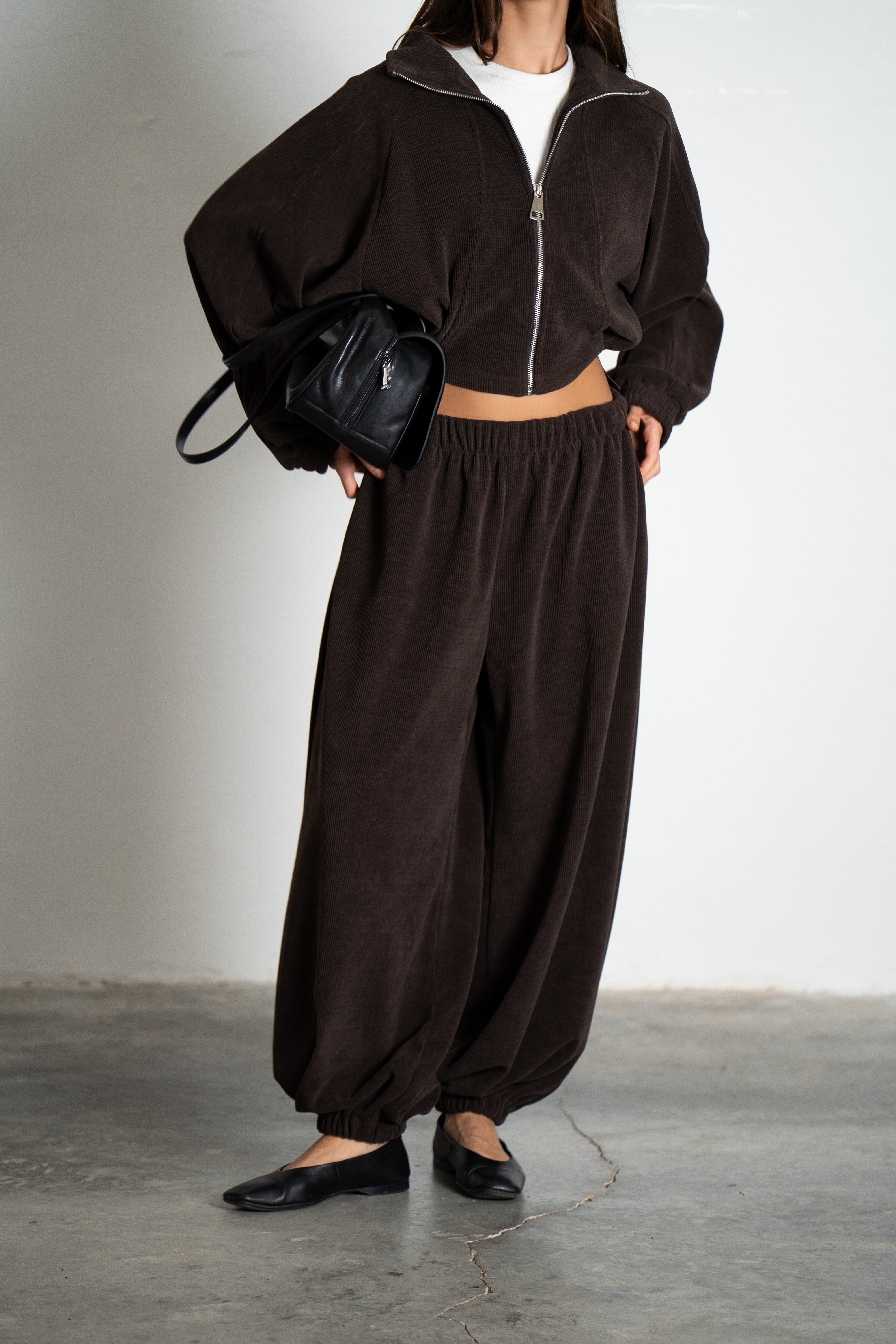 חליפת ריטרי קורדרוי-חום שוקולד