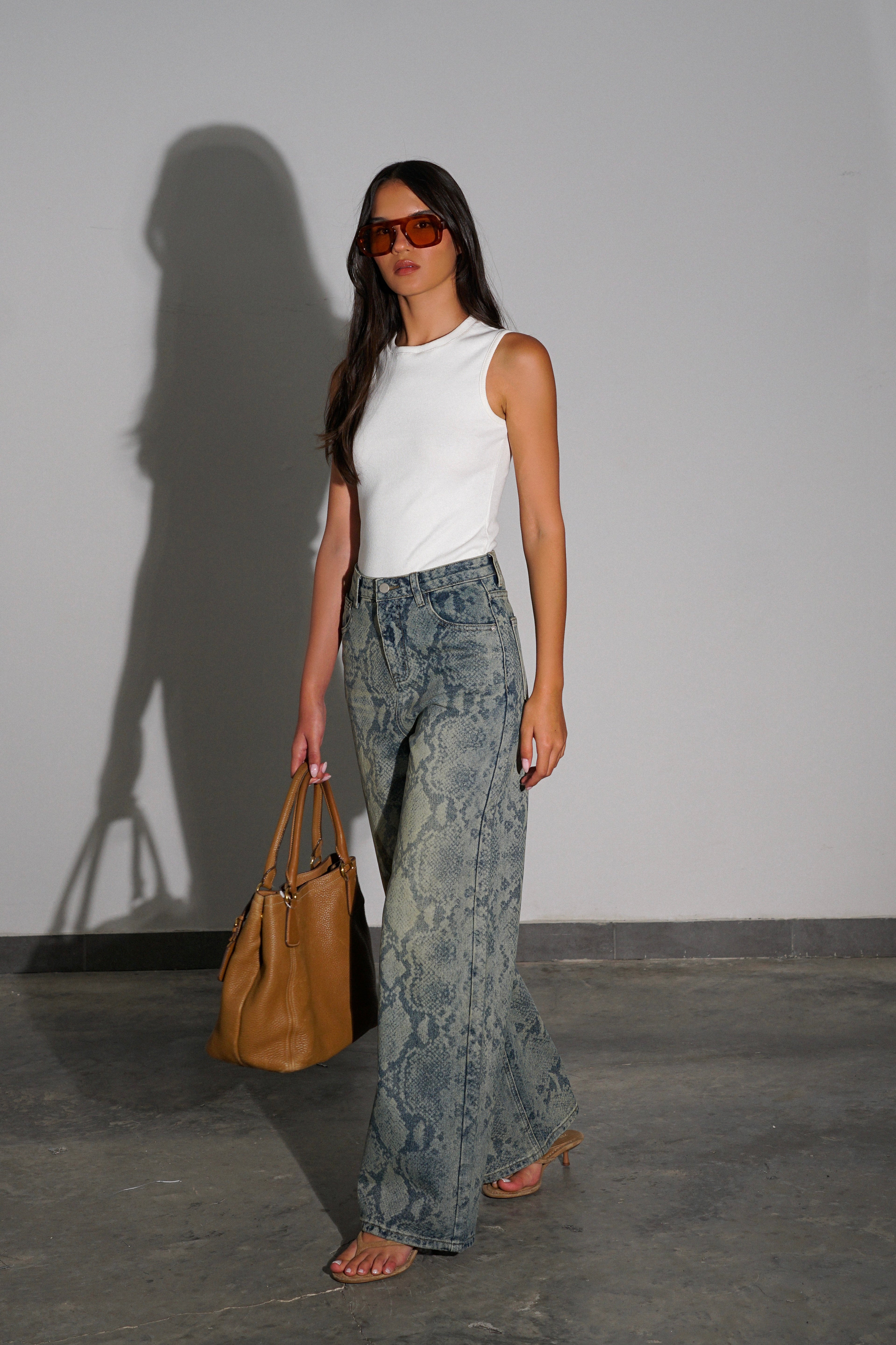 ג'ינס סנייק