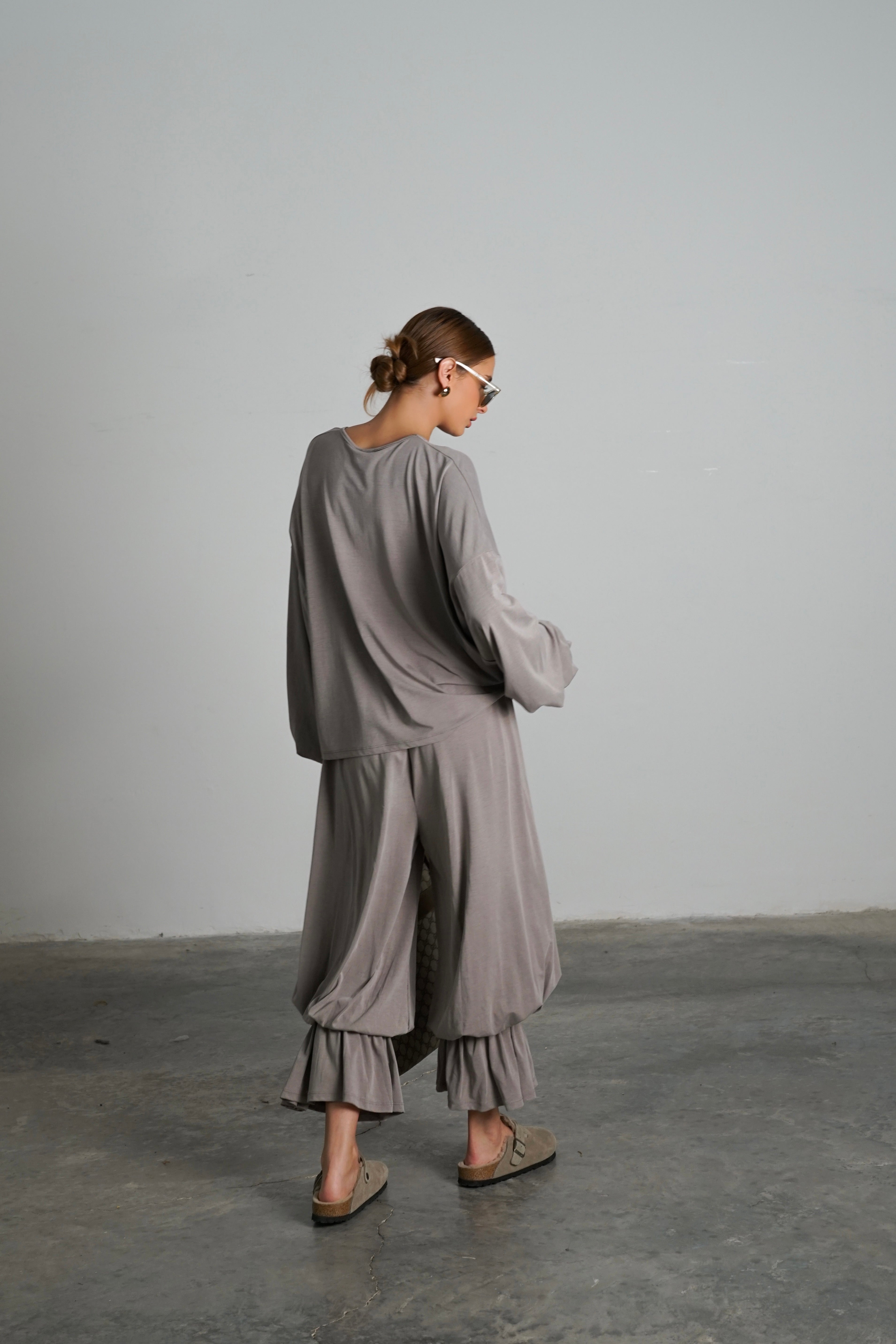 חליפת גאלה-אפור