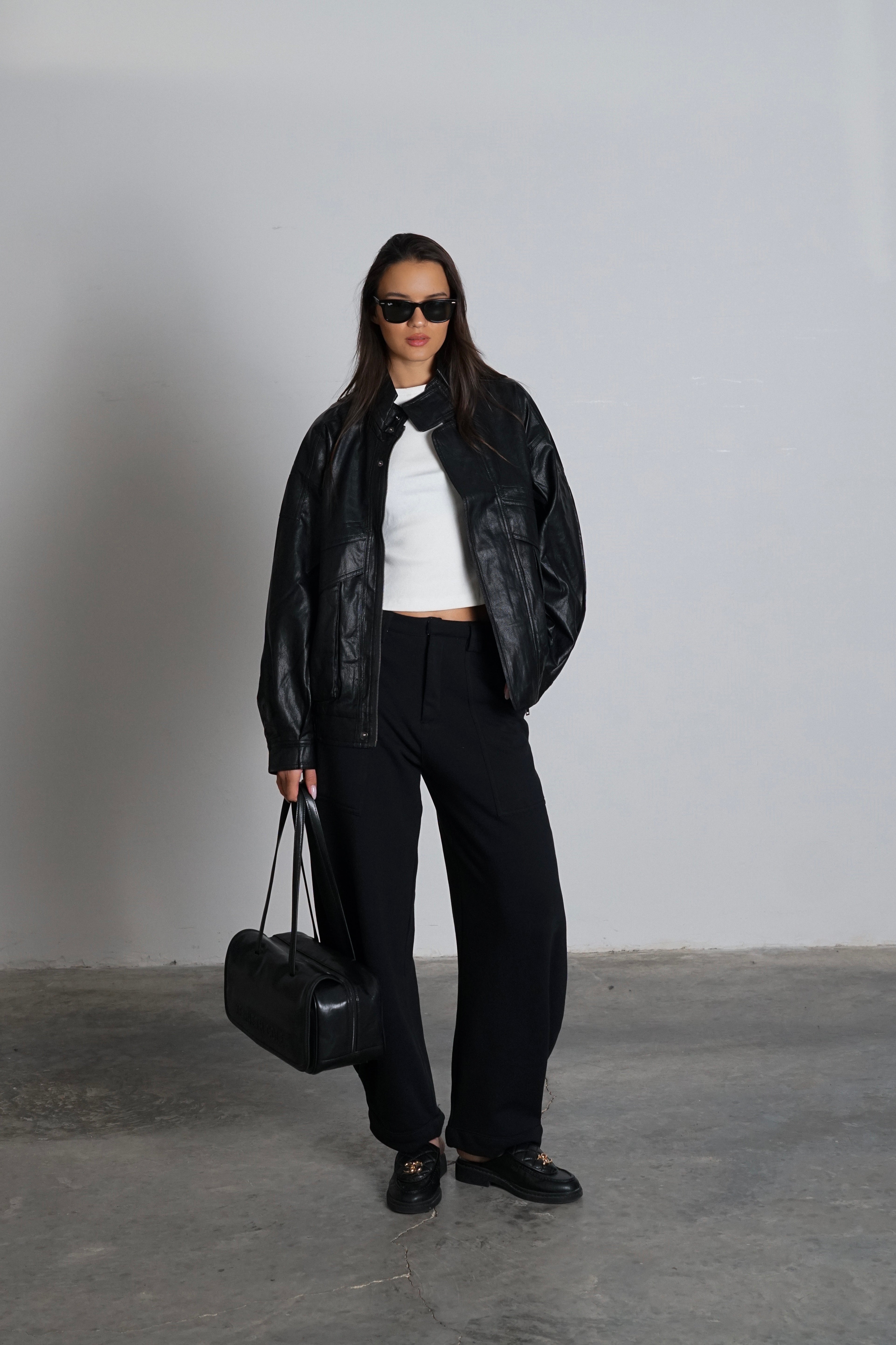 מכנסי בלוברניק-שחור