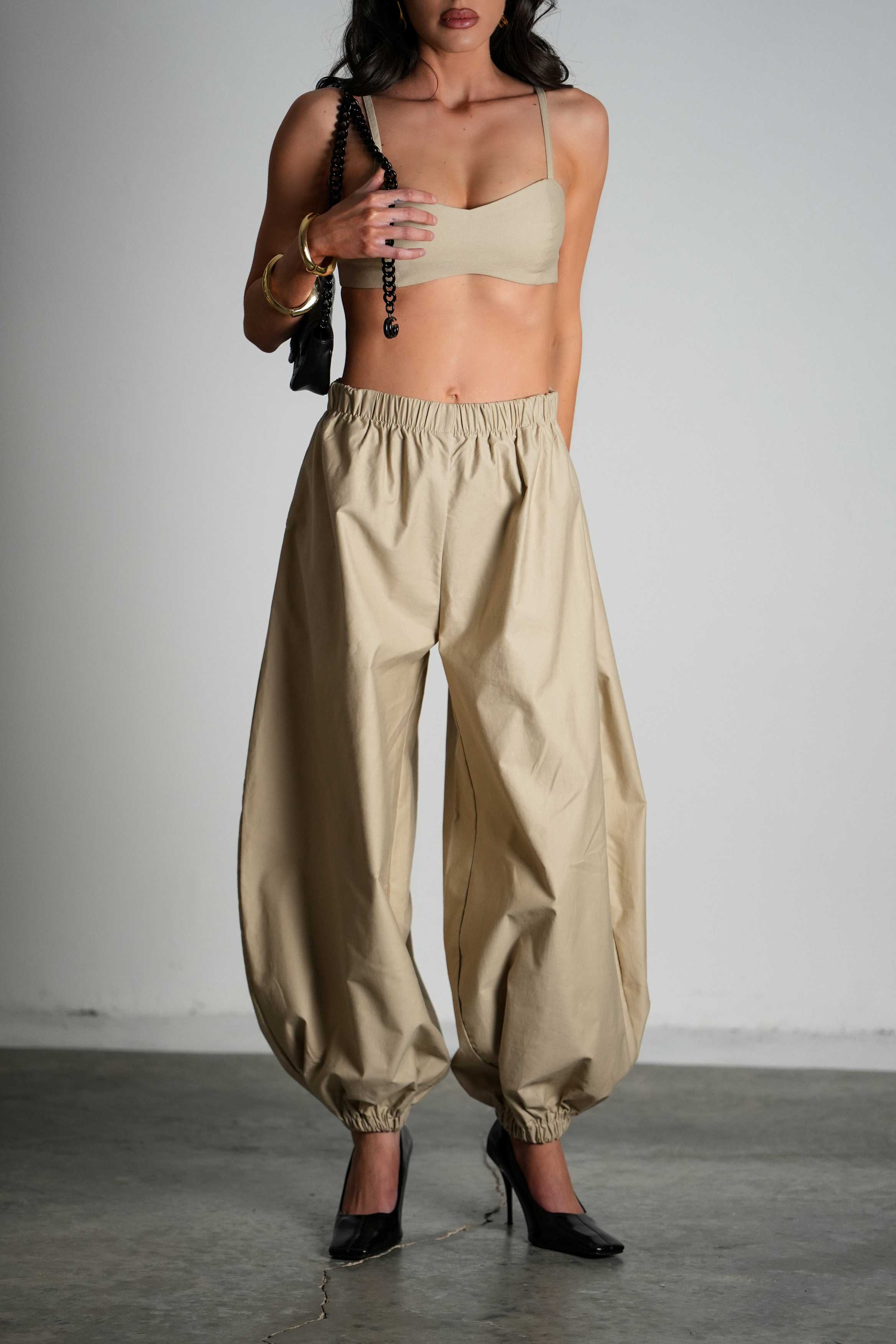 חליפת דקטון-בז