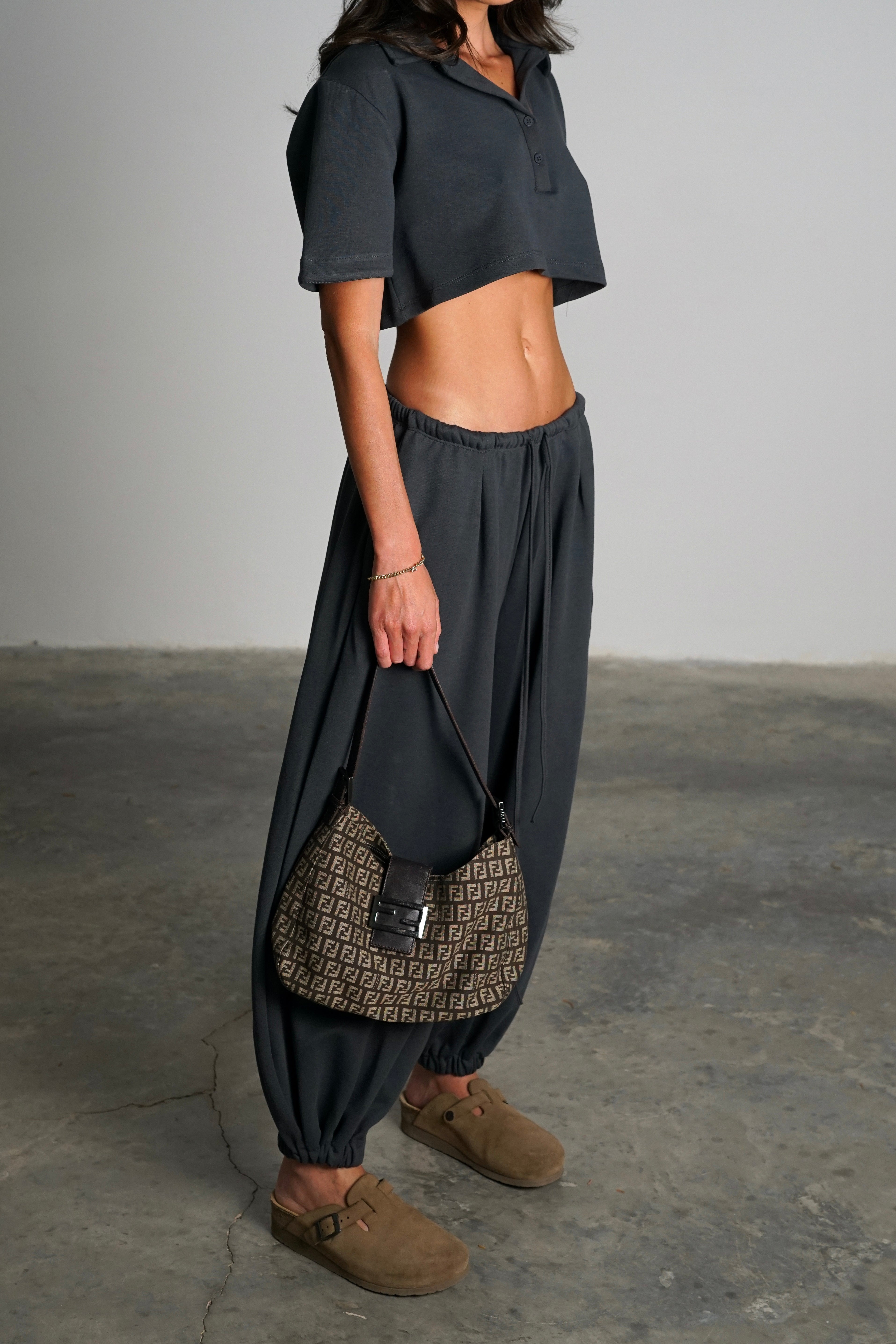 חליפת בלום-אפור פלדה