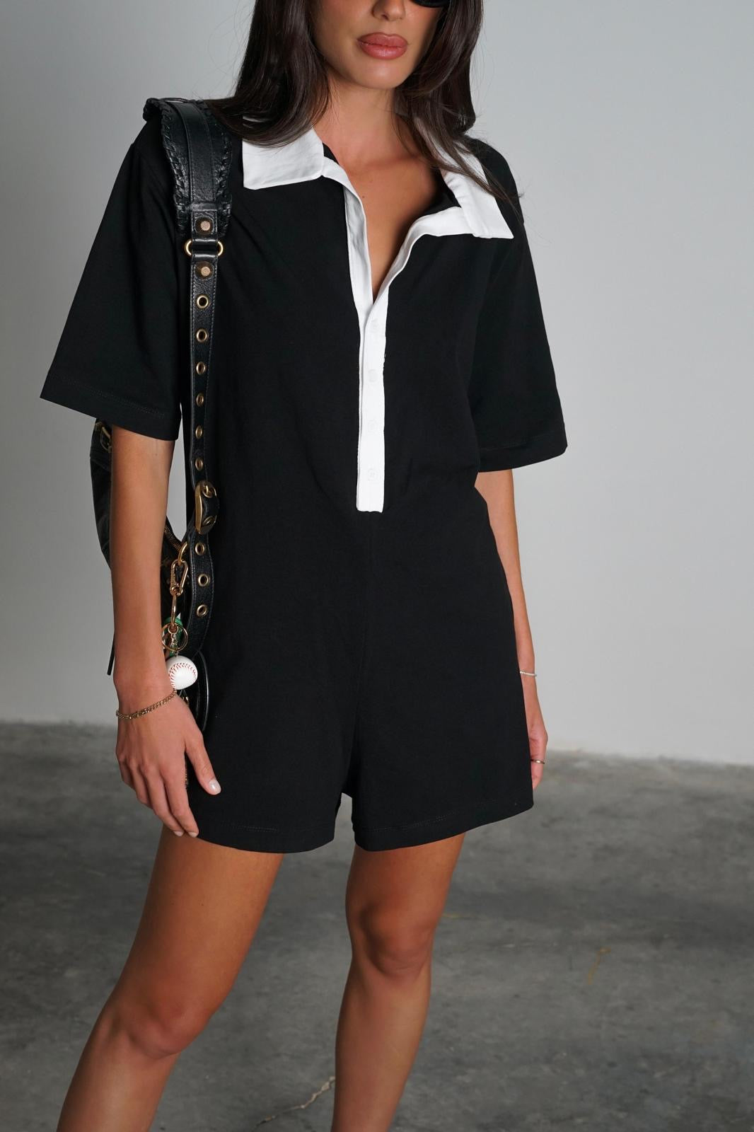 אוברול מוזס-שחור לבן