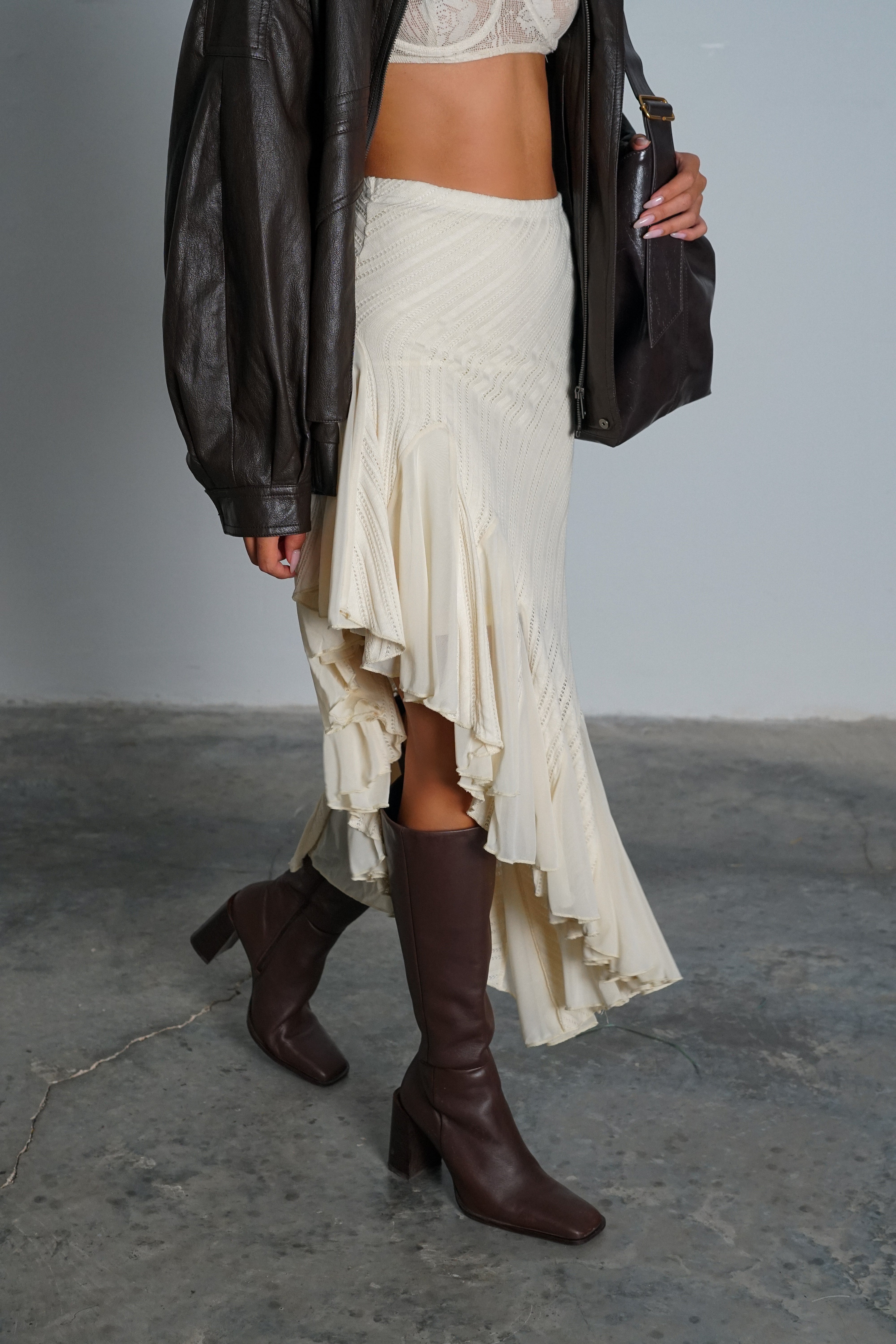 חצאית דנזי-שמנת