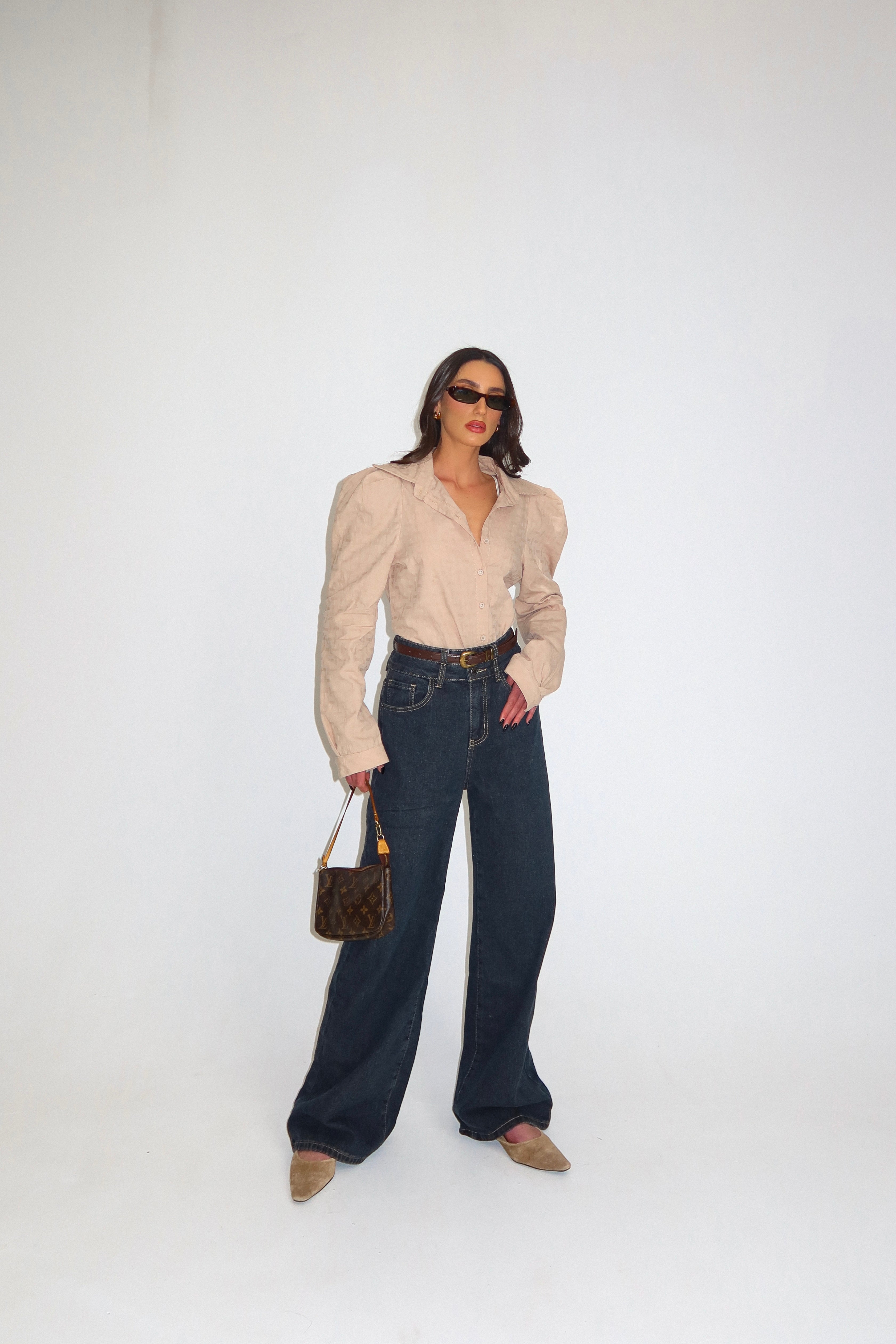 חולצת אמבר-בז׳