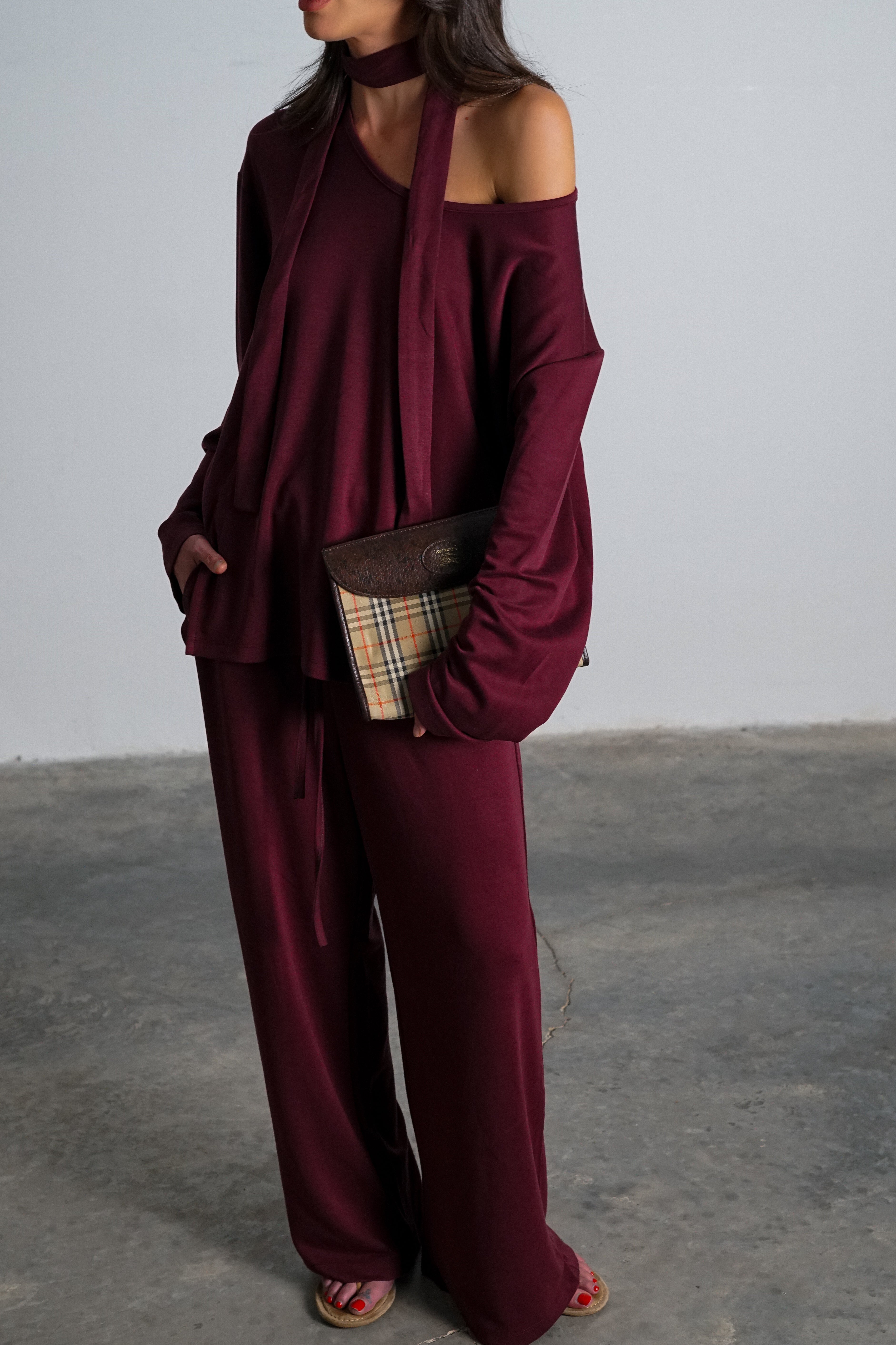 חליפת טימי-בורדו