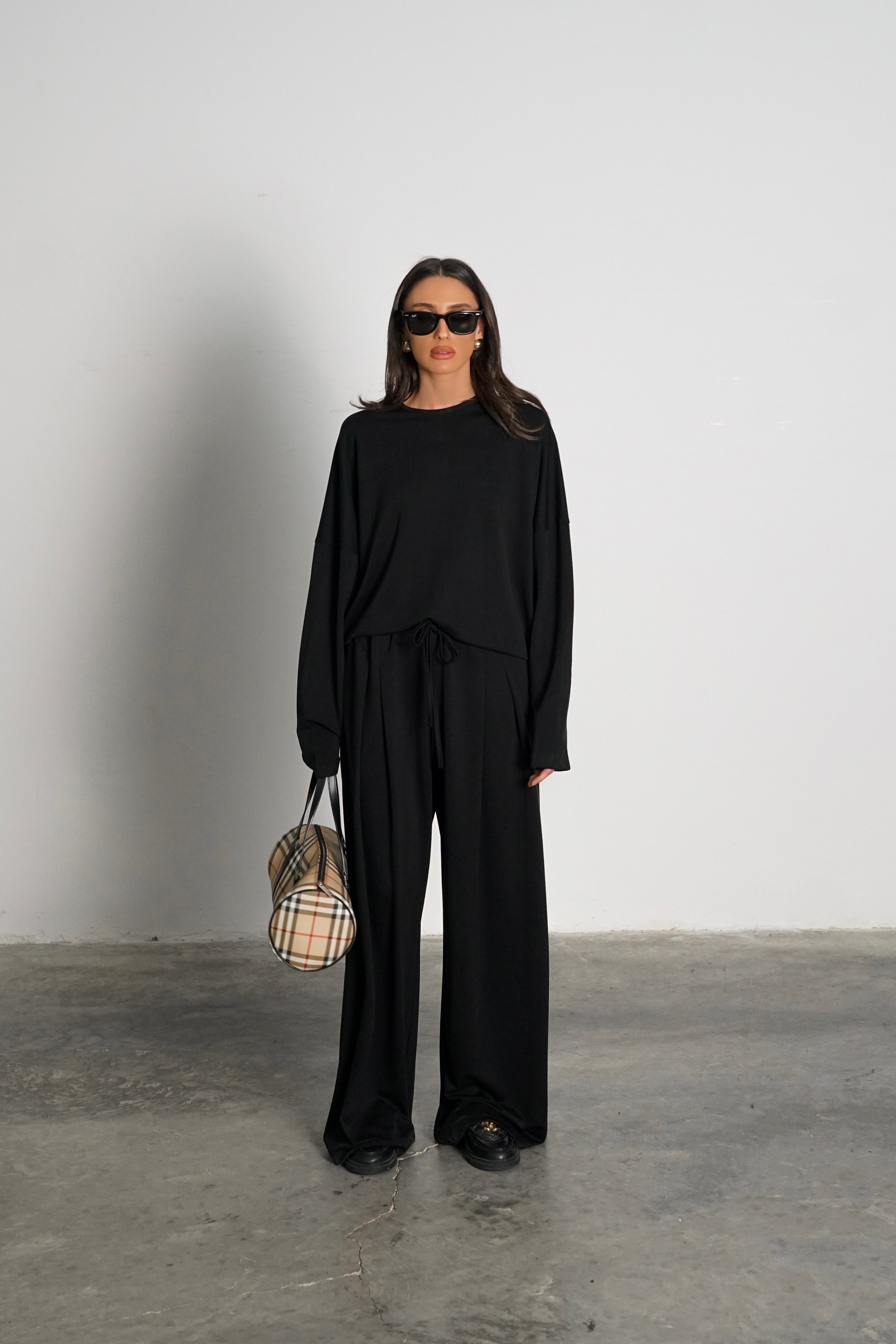 חליפת קולר-שחור