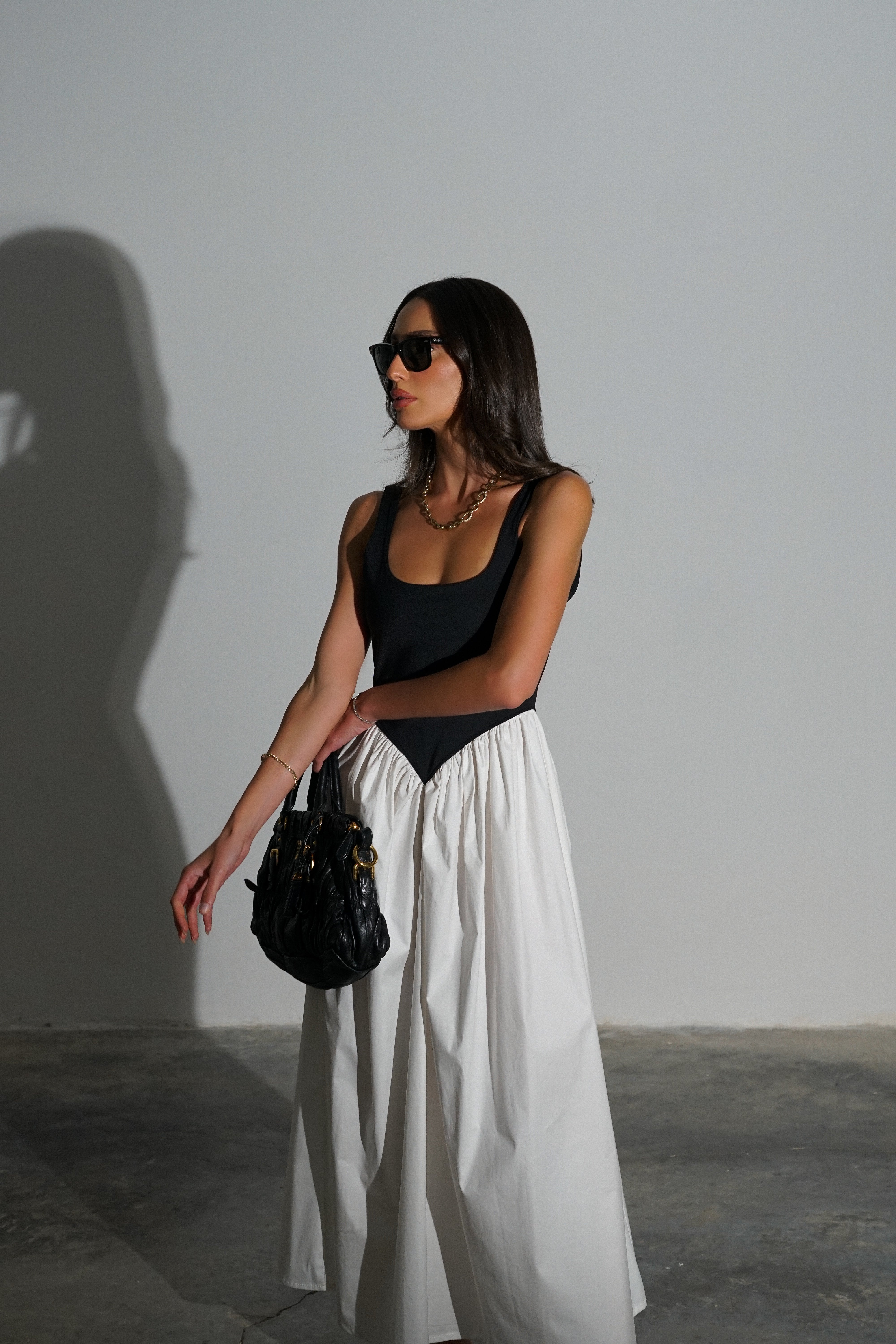 שמלת הירו-לבן