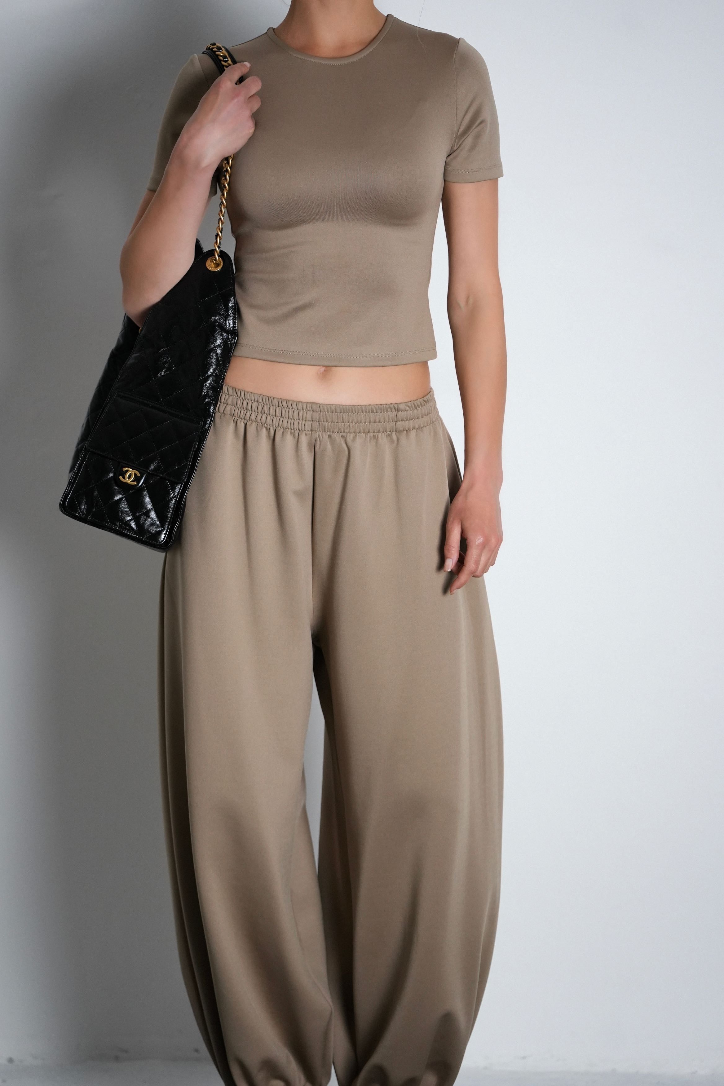 חליפת סופט-מוקה