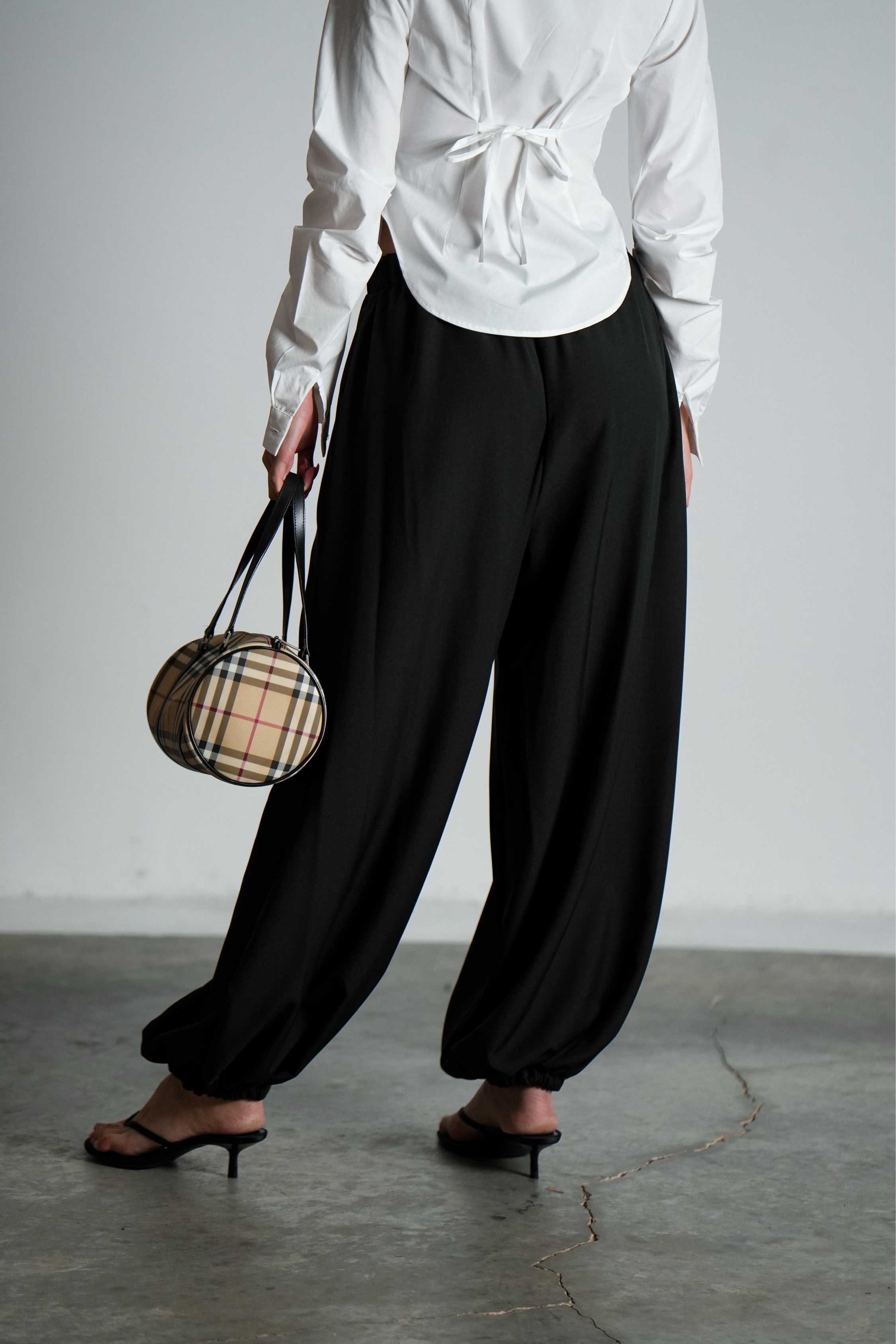 מכנסי טייטל-שחור