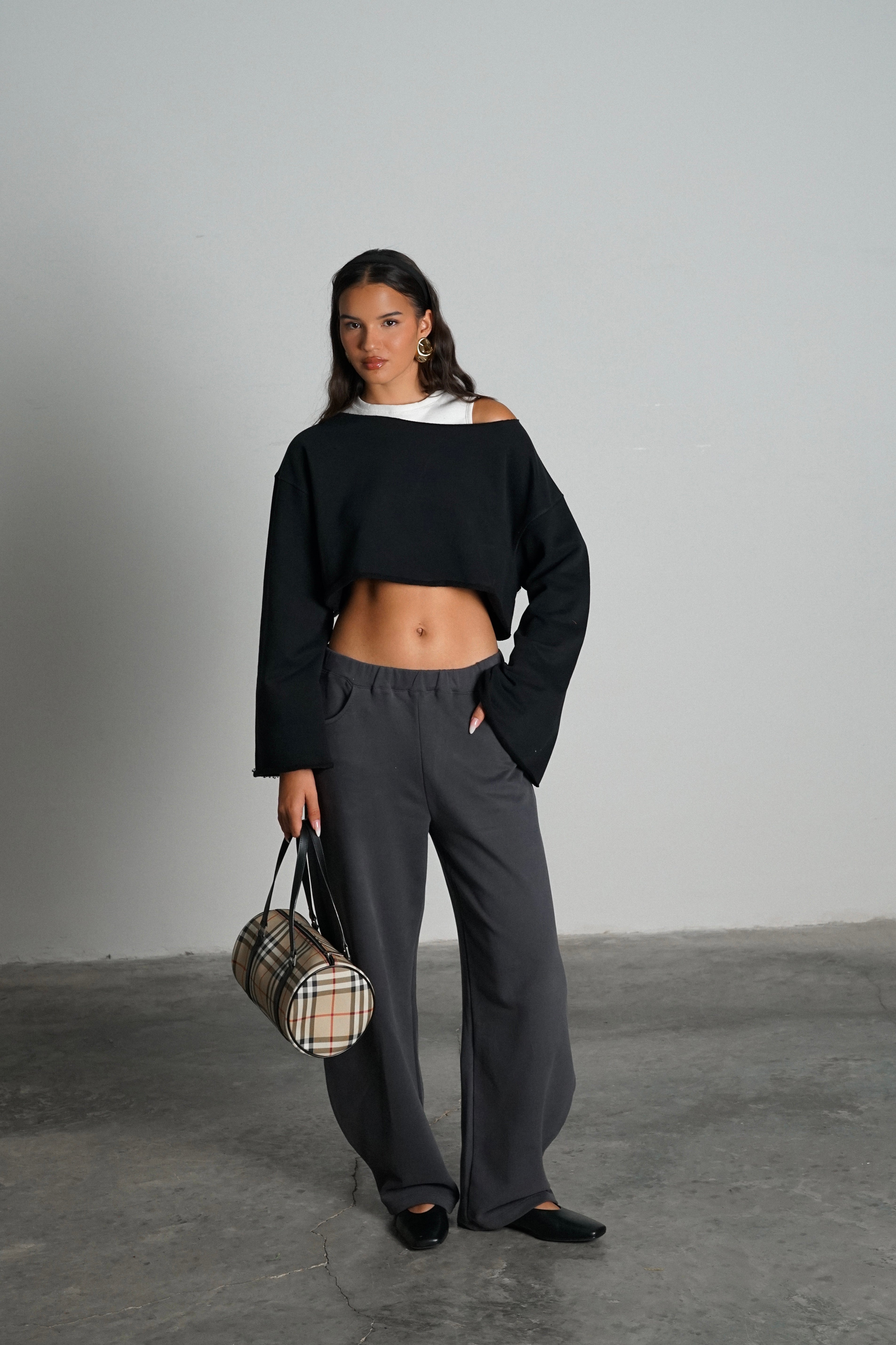 חולצת פירולי-שחור