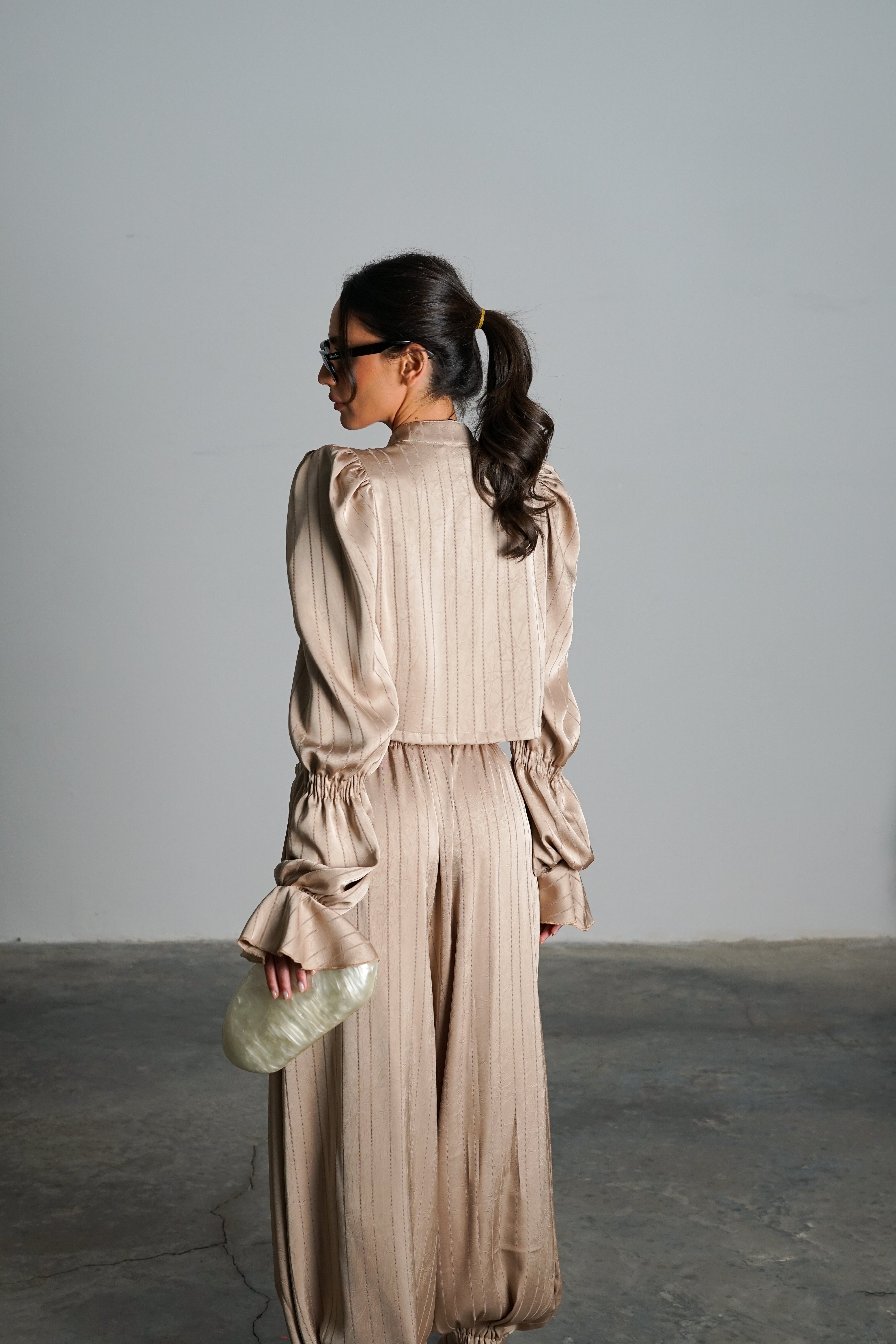 חליפת דלוני-שמפניה