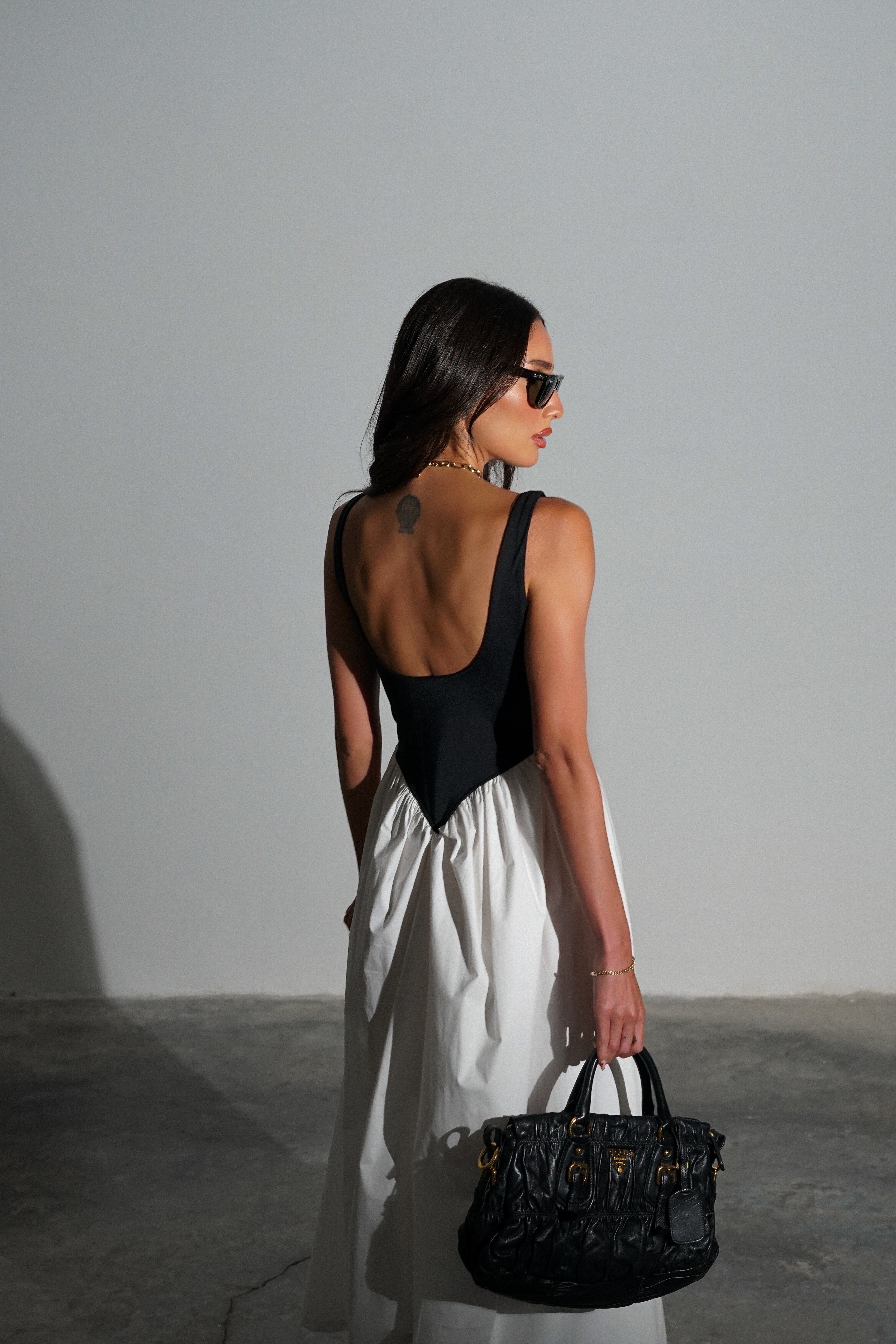 שמלת הירו-לבן