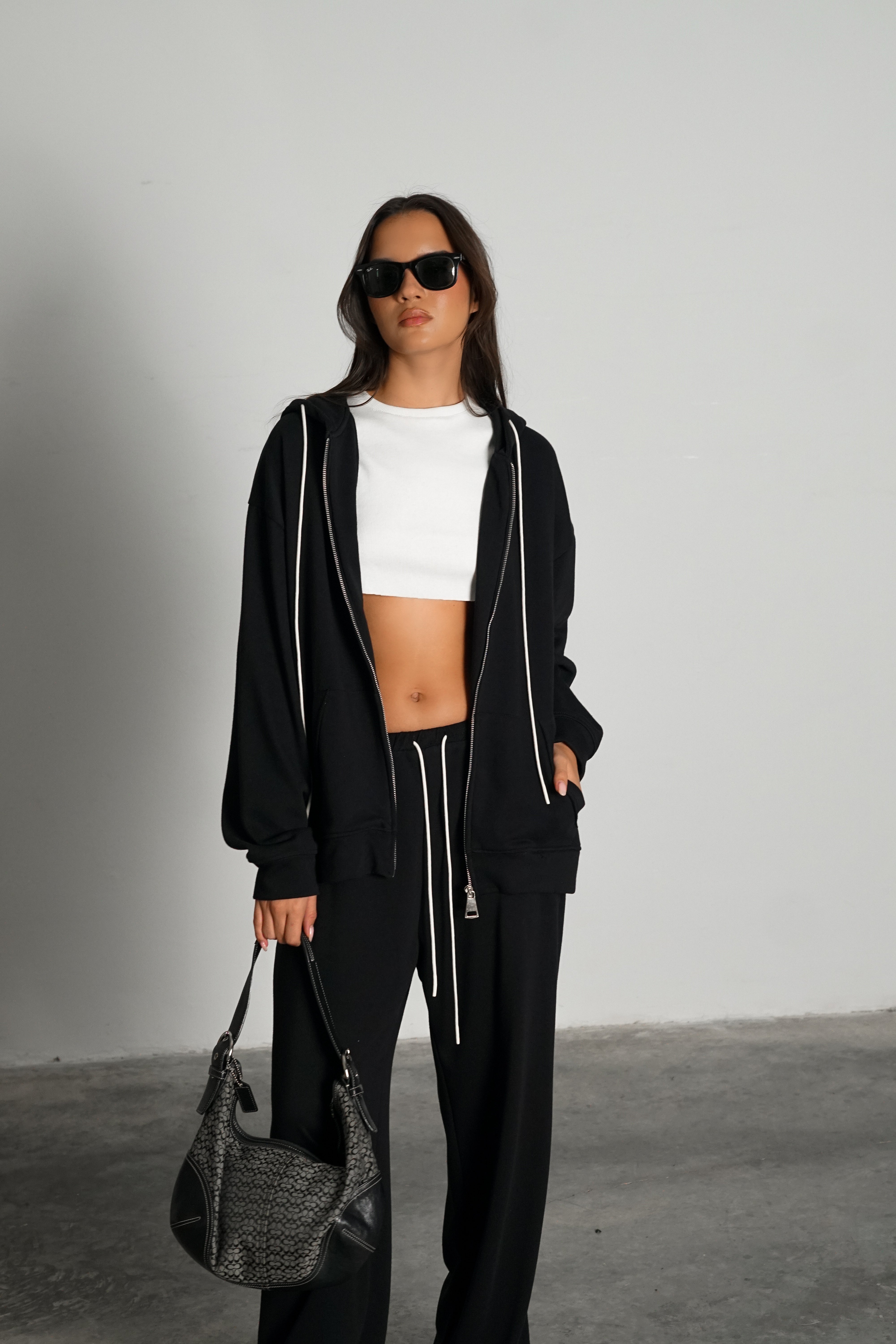 חליפת לובר-שחור