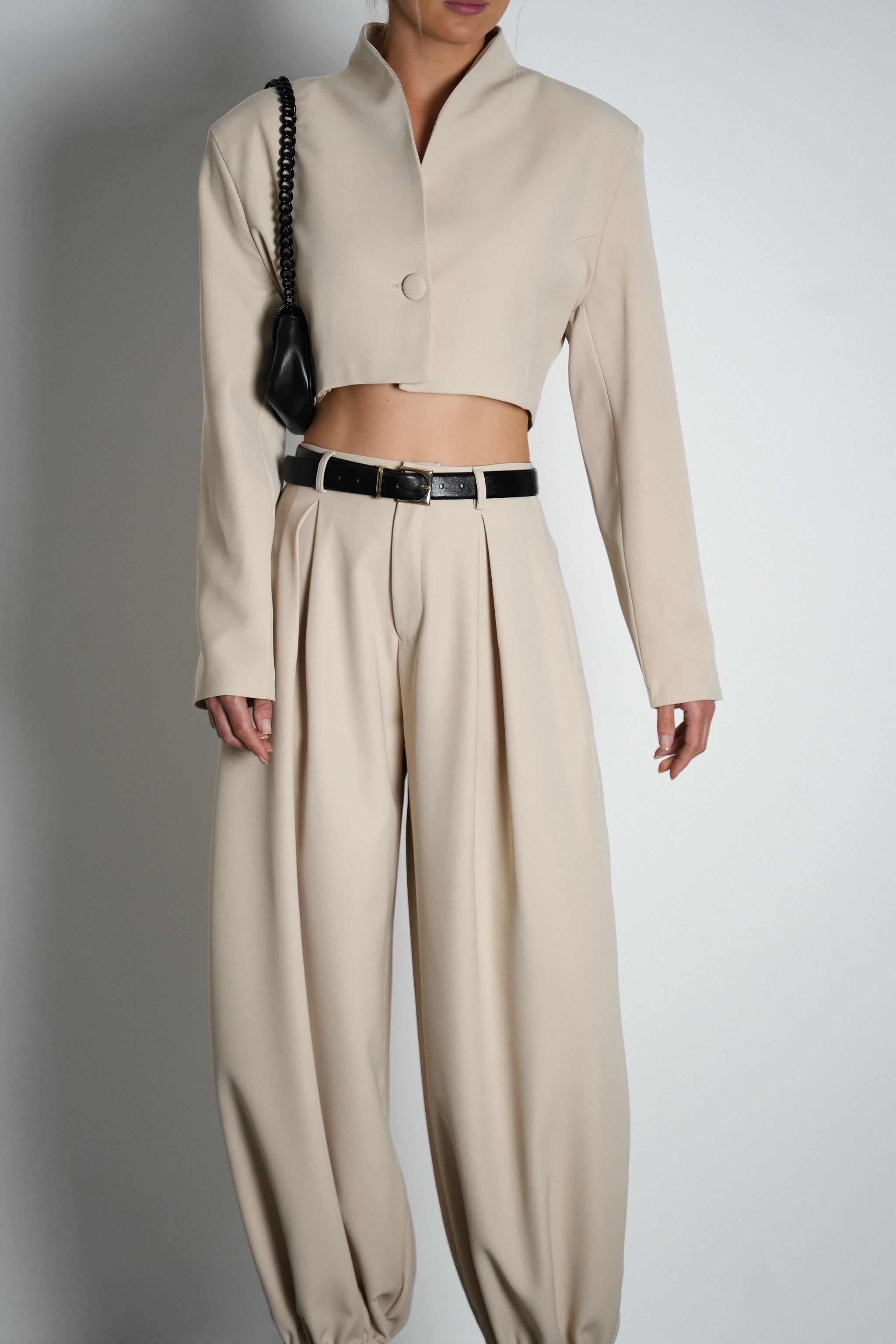 חליפת סיארה-בז