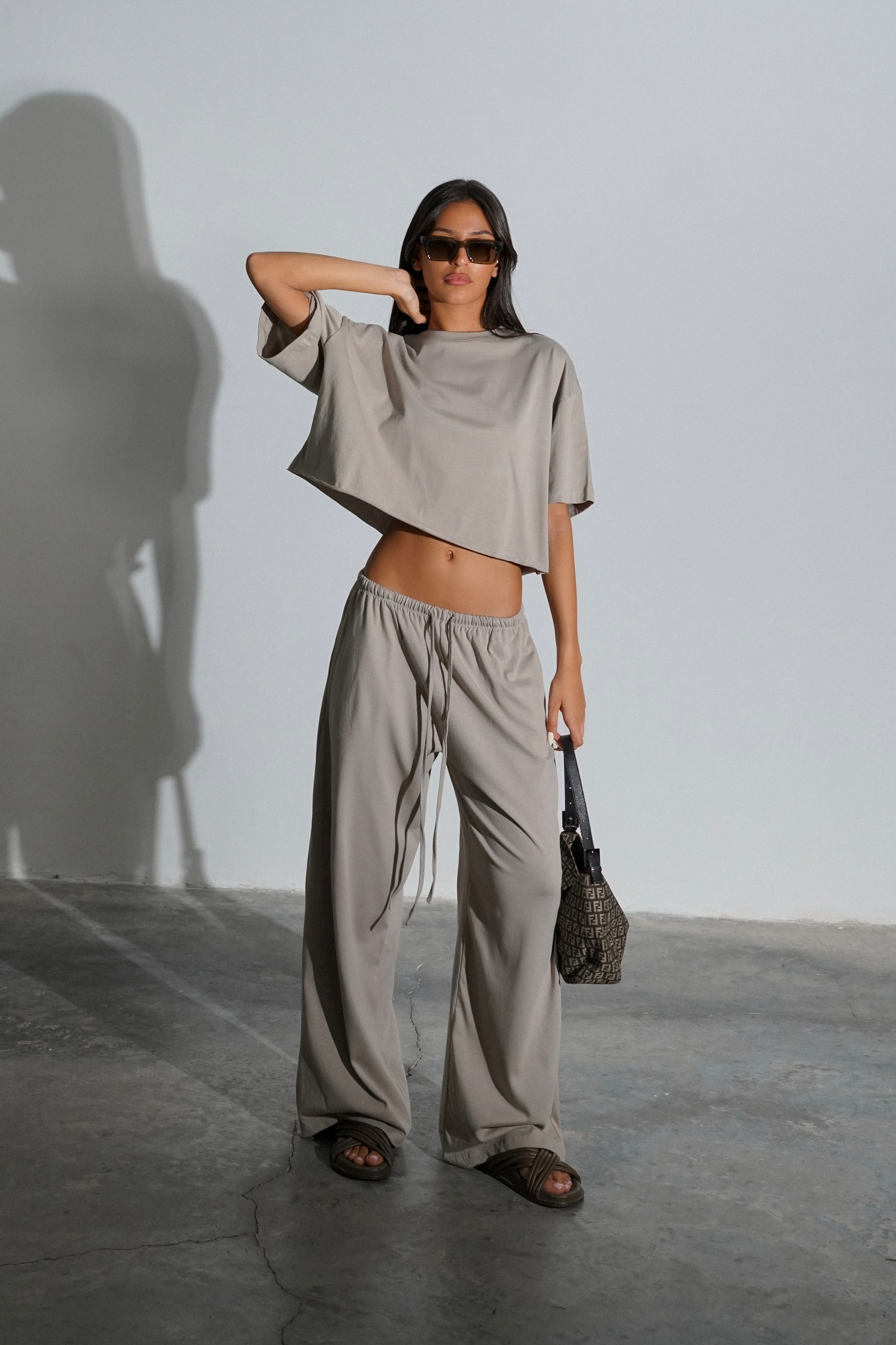 חליפת אוליבר-אפור ירוק