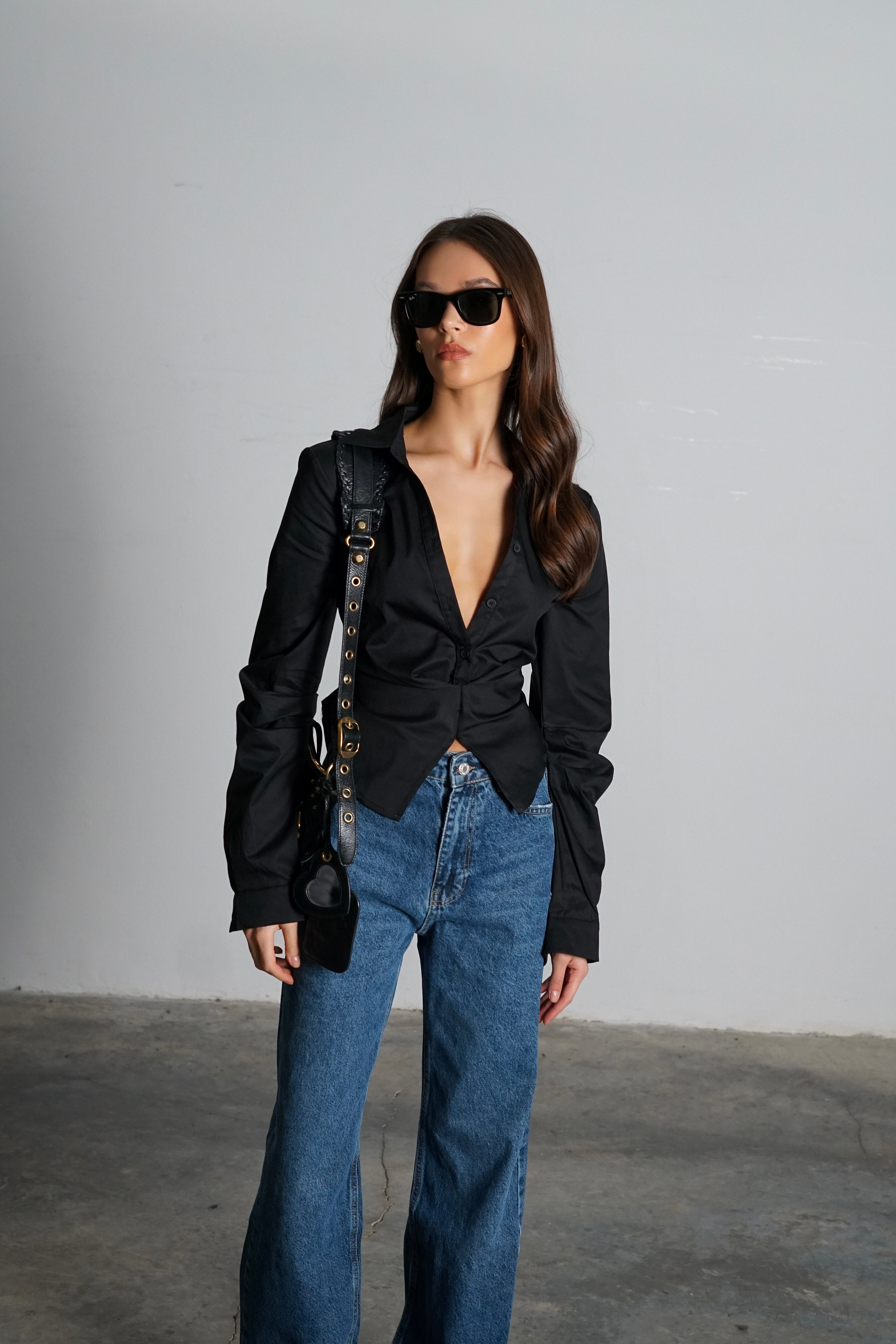 חולצת סאנסה-שחור