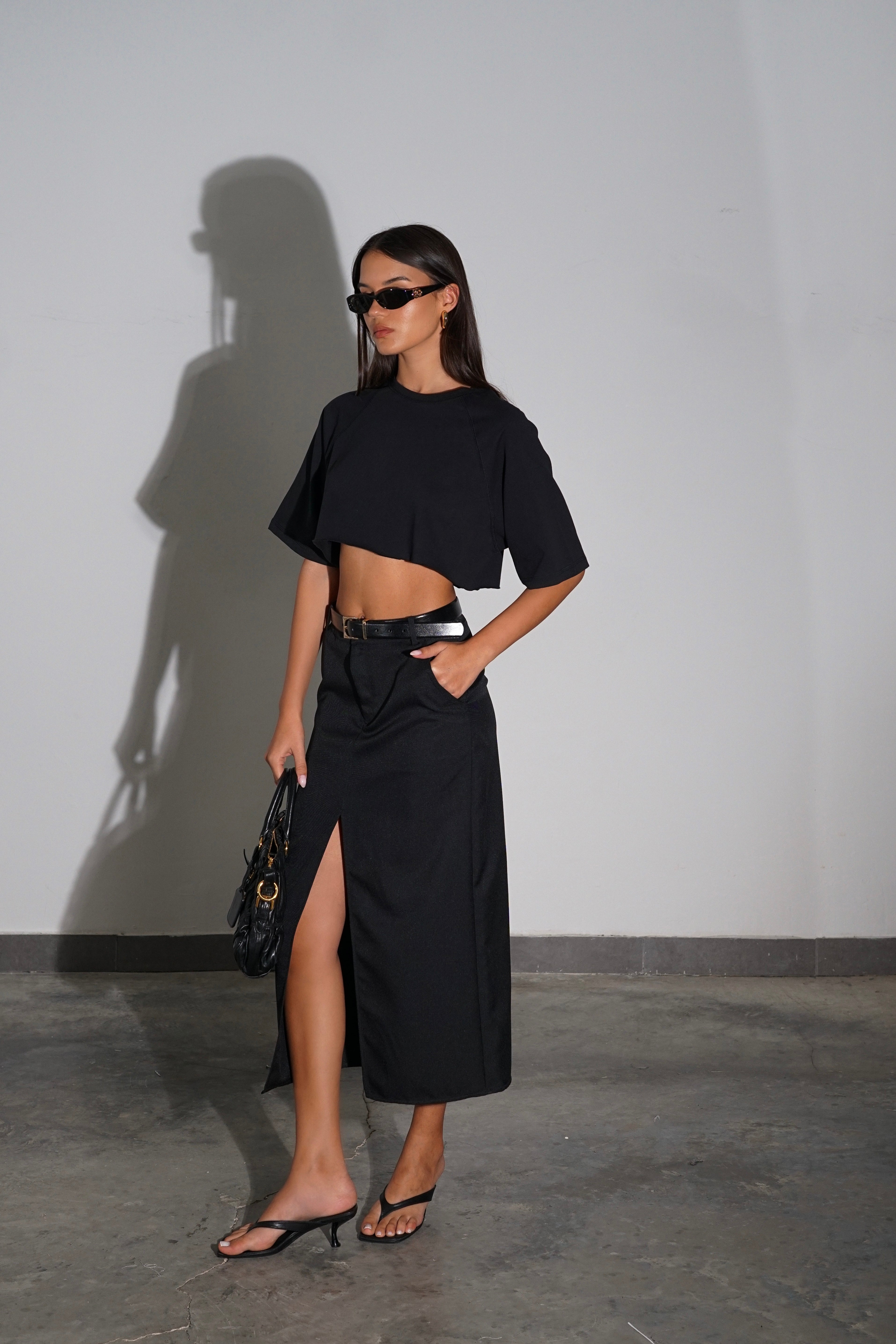 חצאית סיימי-שחור