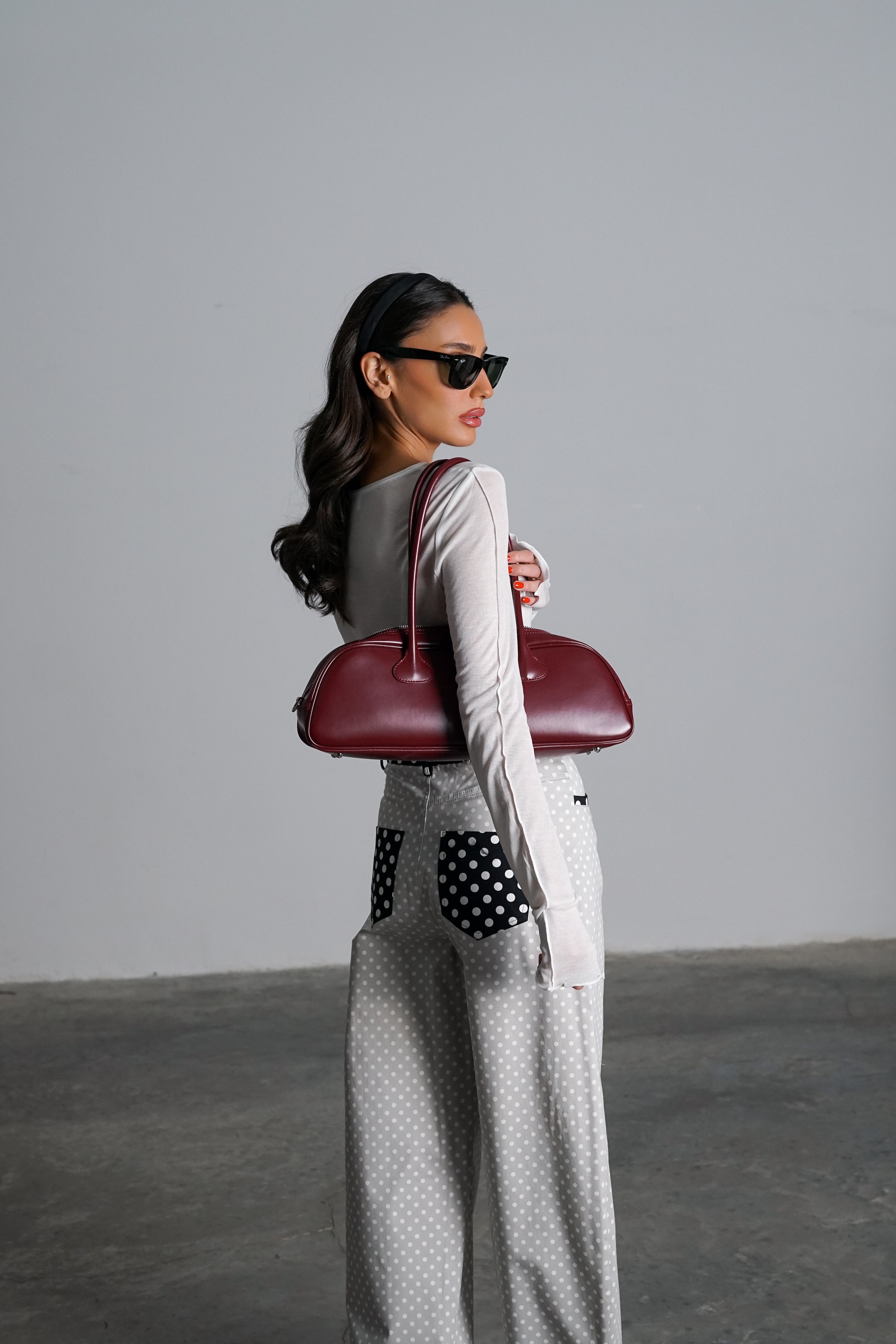 מכנסי פאי-אפור