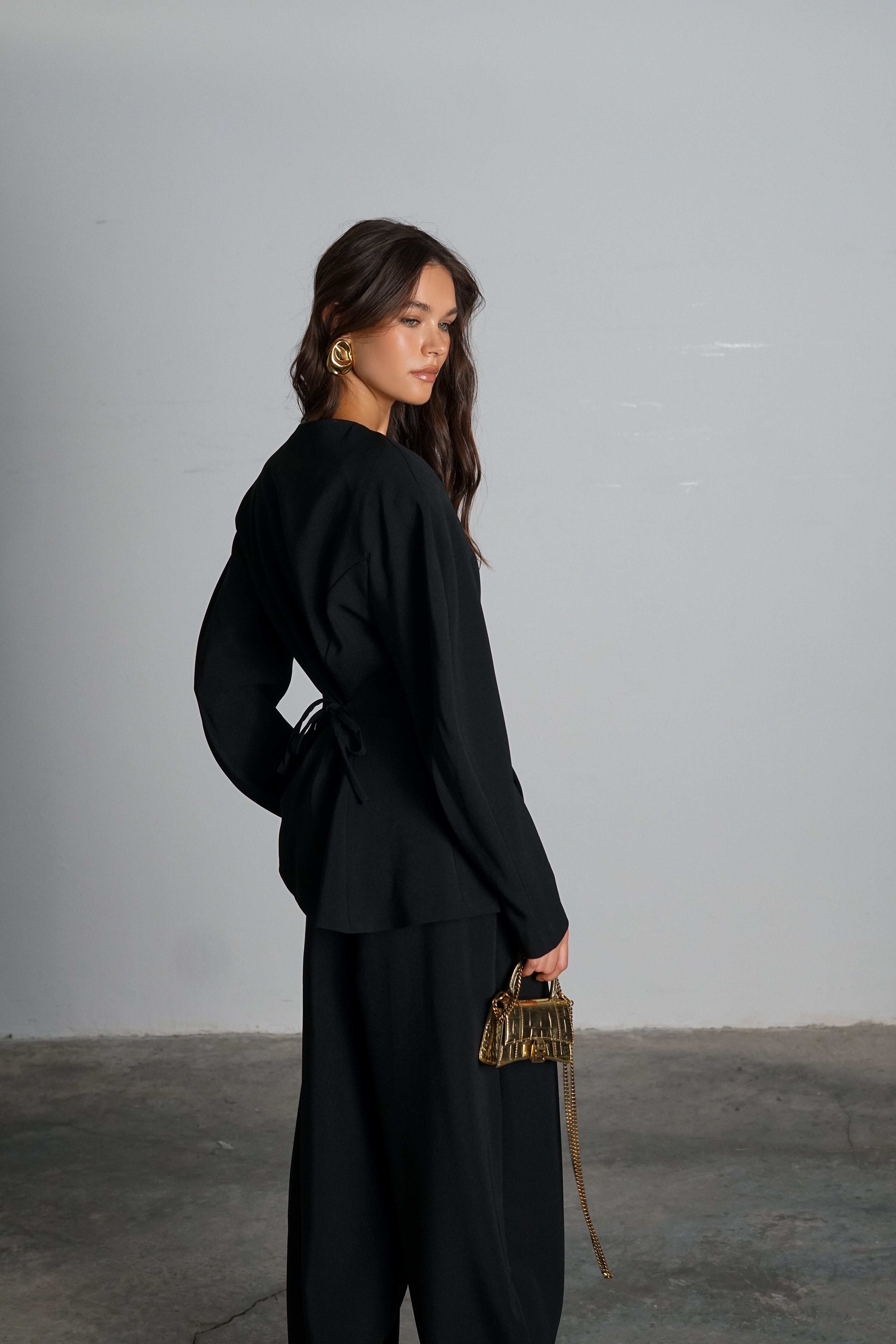 חליפת אופיליה-שחור