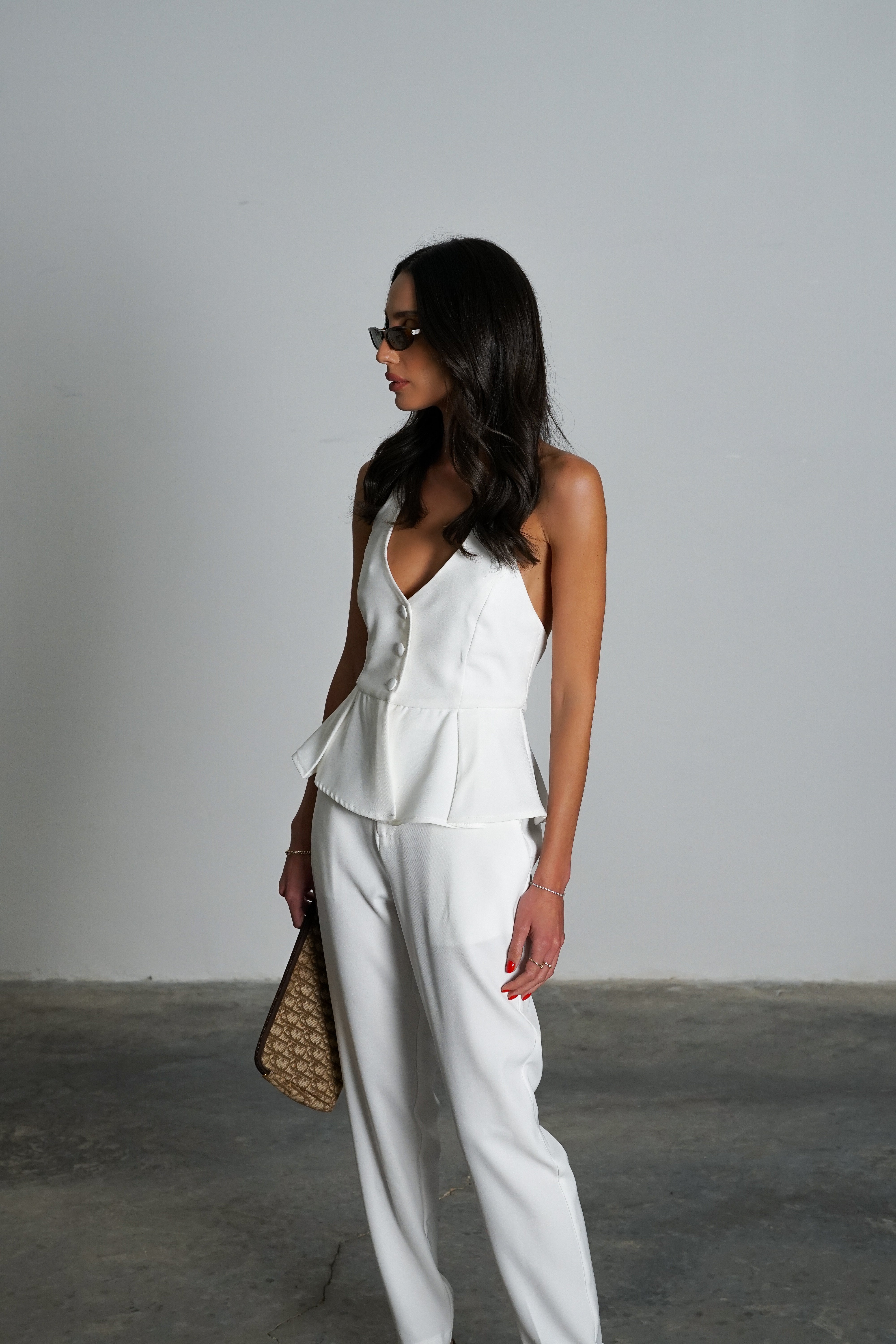 חליפת ריימון-לבן