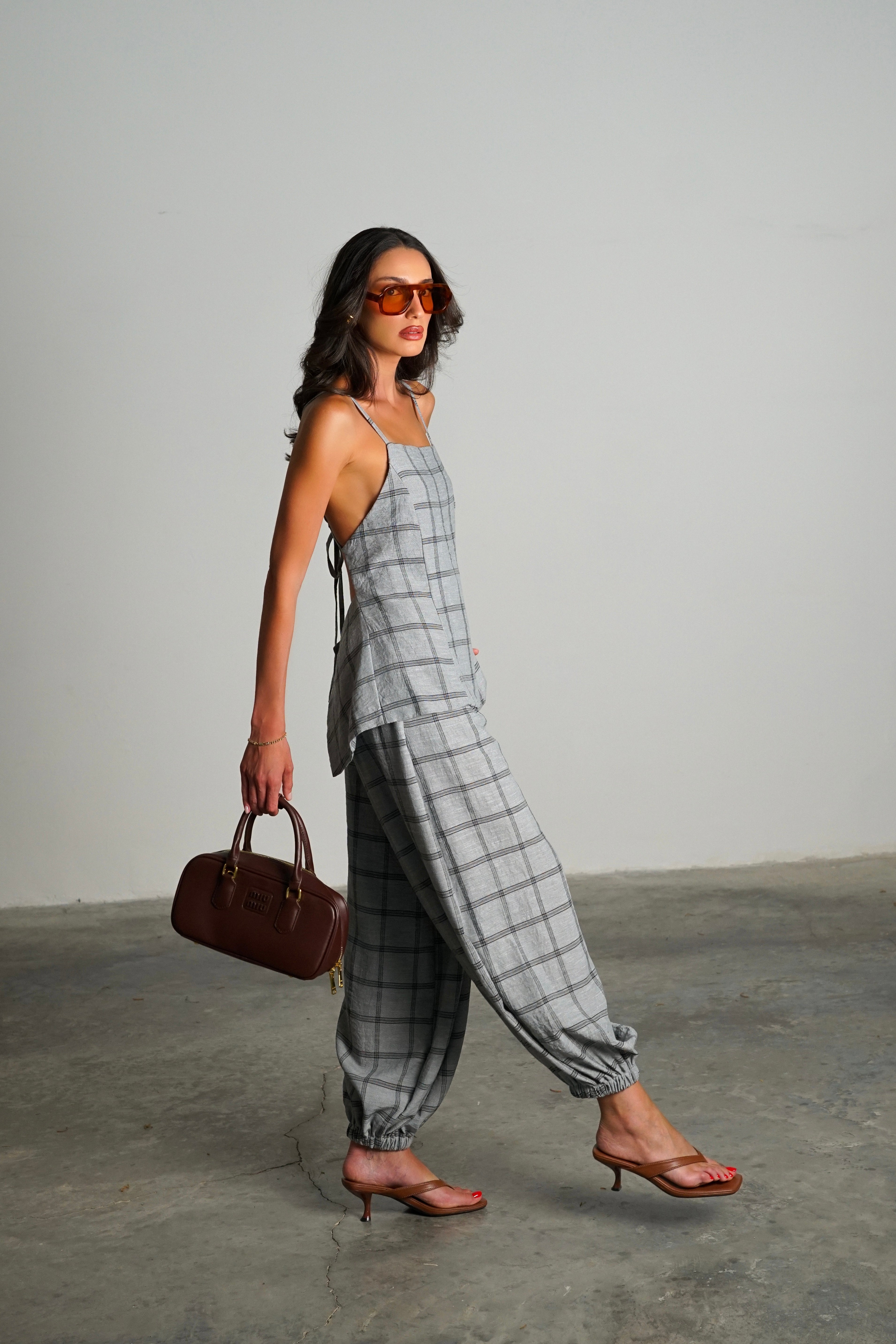 חליפת לובינה-אפור