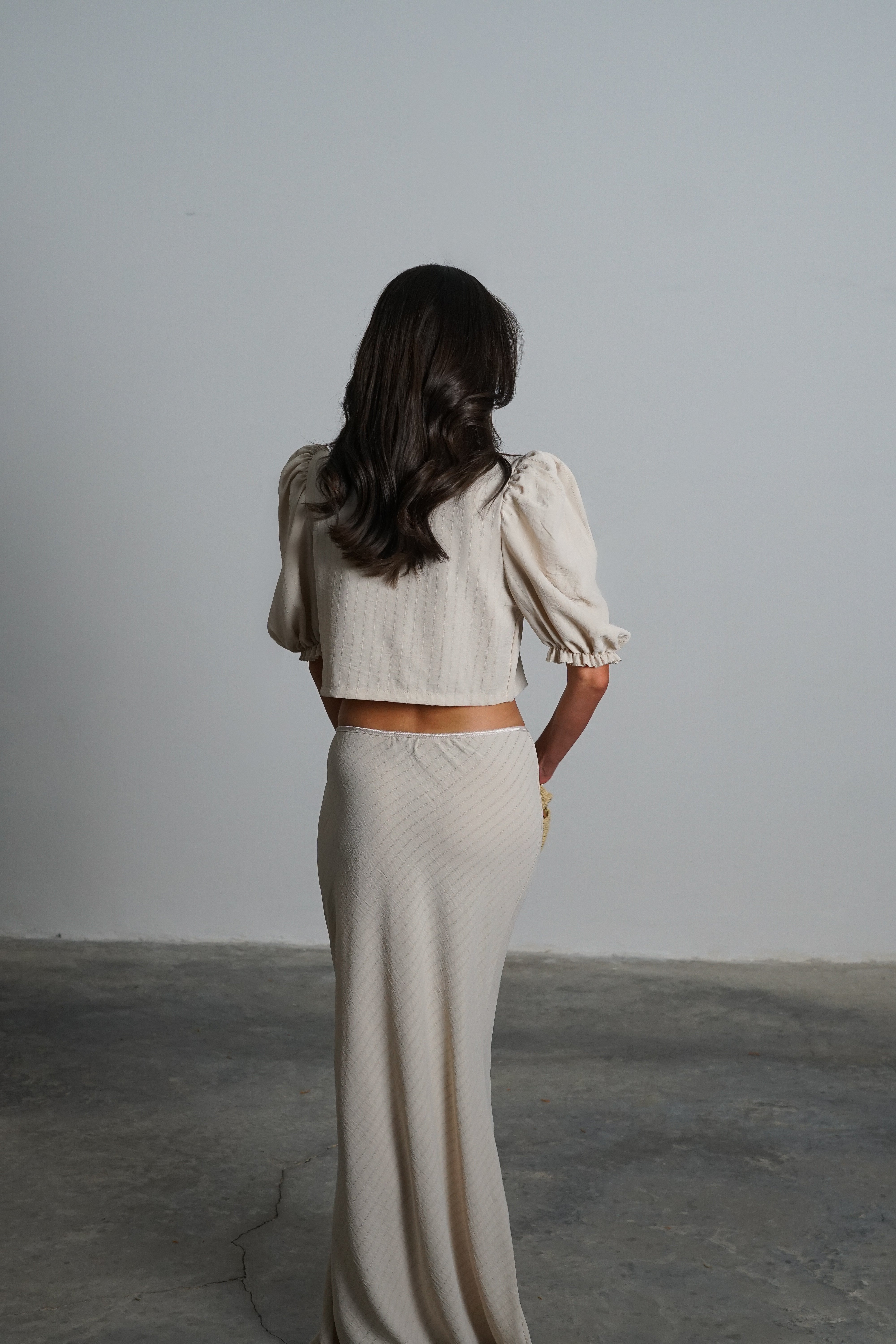 חליפת לאורה-אבן