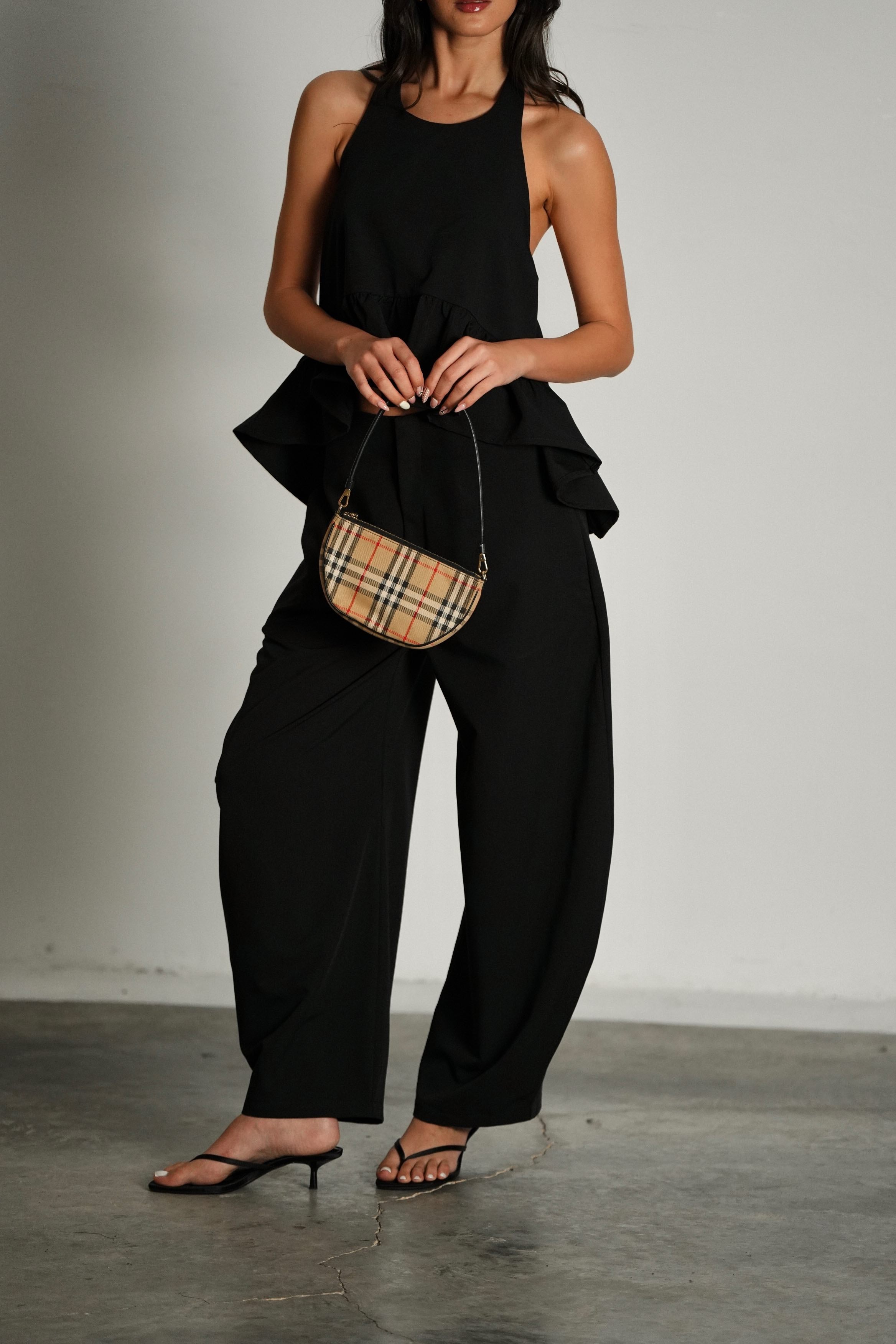 חליפת סינטי-שחור