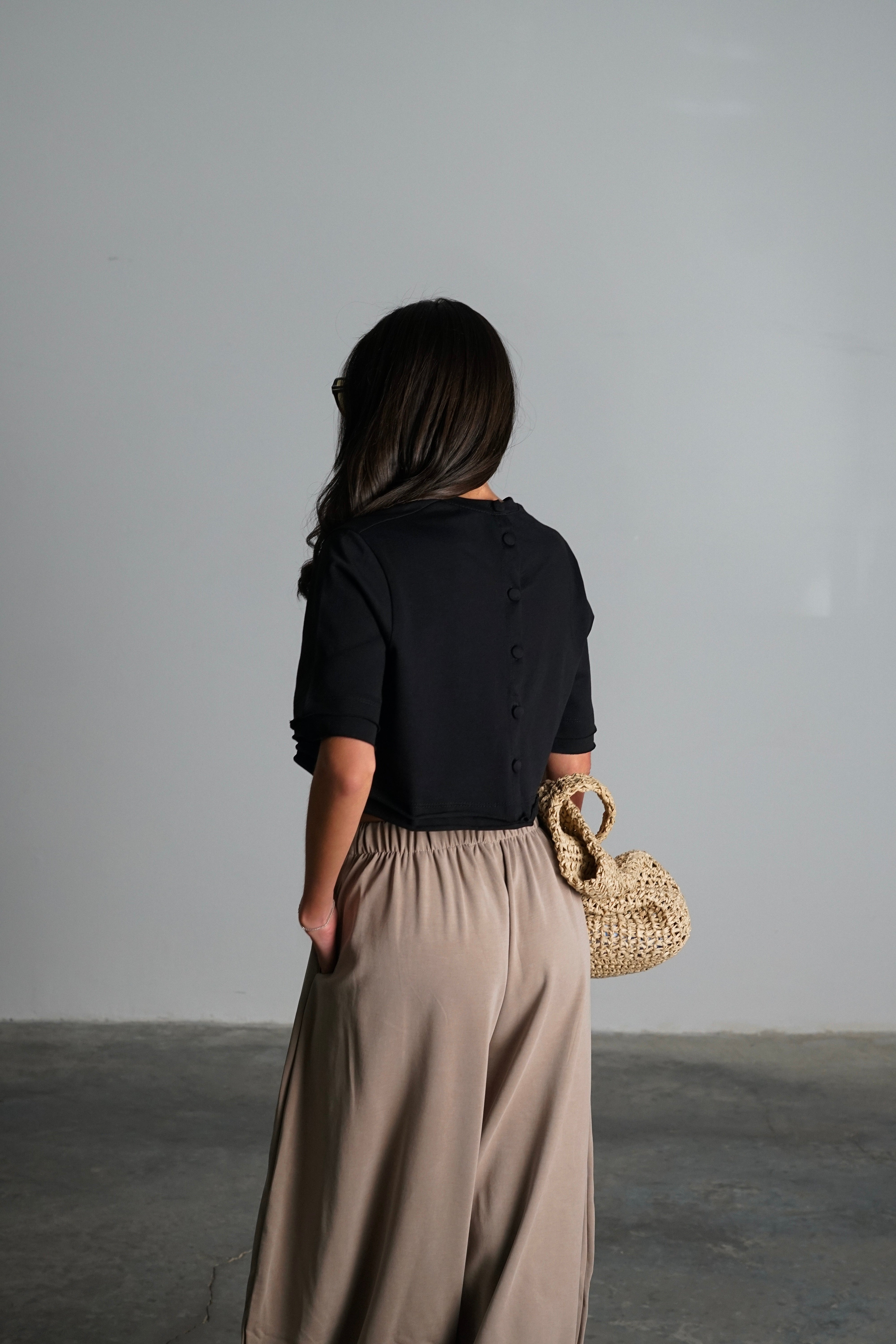 חולצת בייס 109-שחור