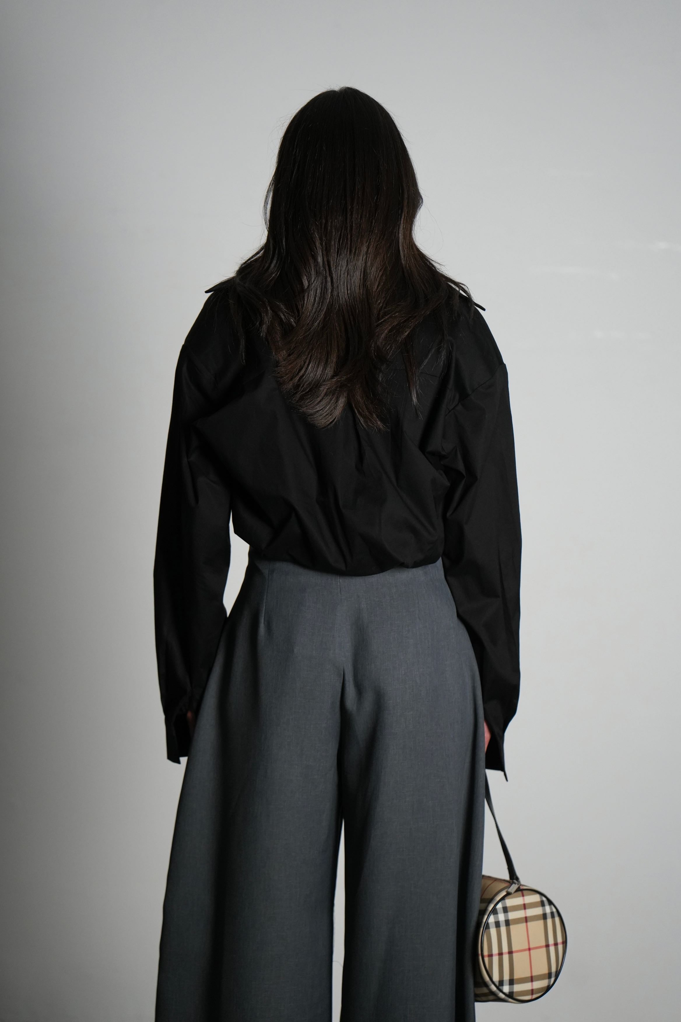 חולצת טויה-שחור