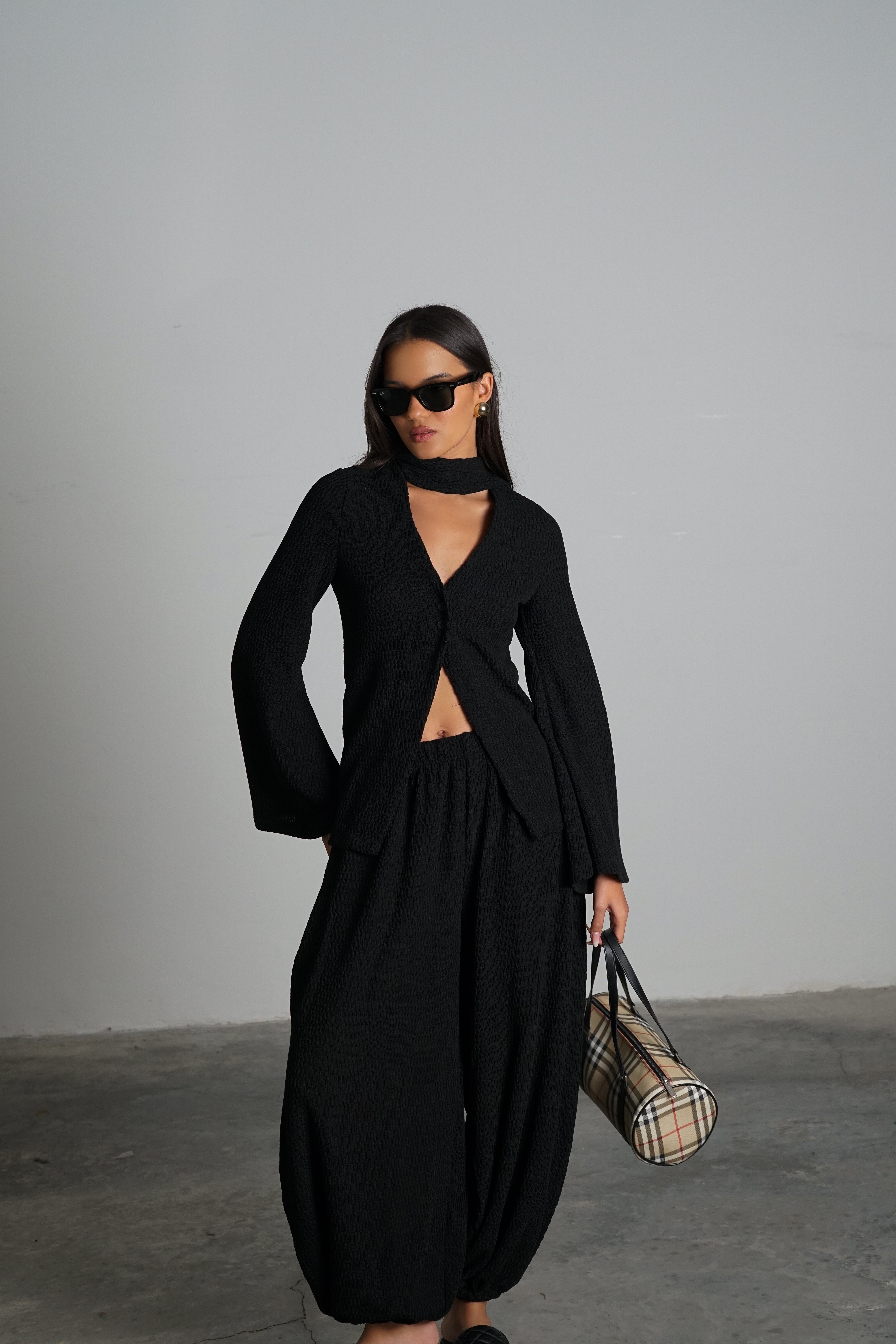 חליפת סאבלט-שחור