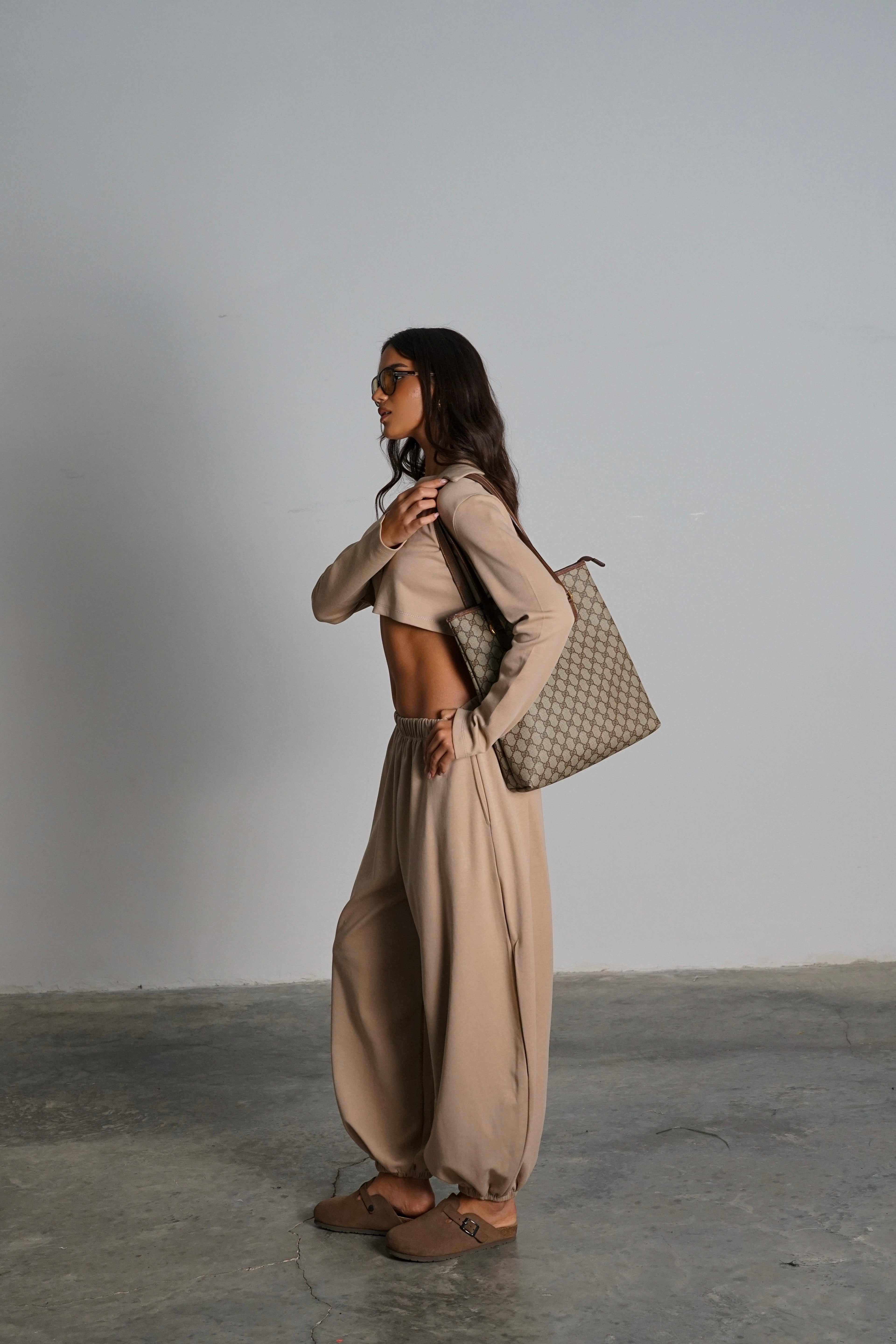 חליפת בלומה-מוקה