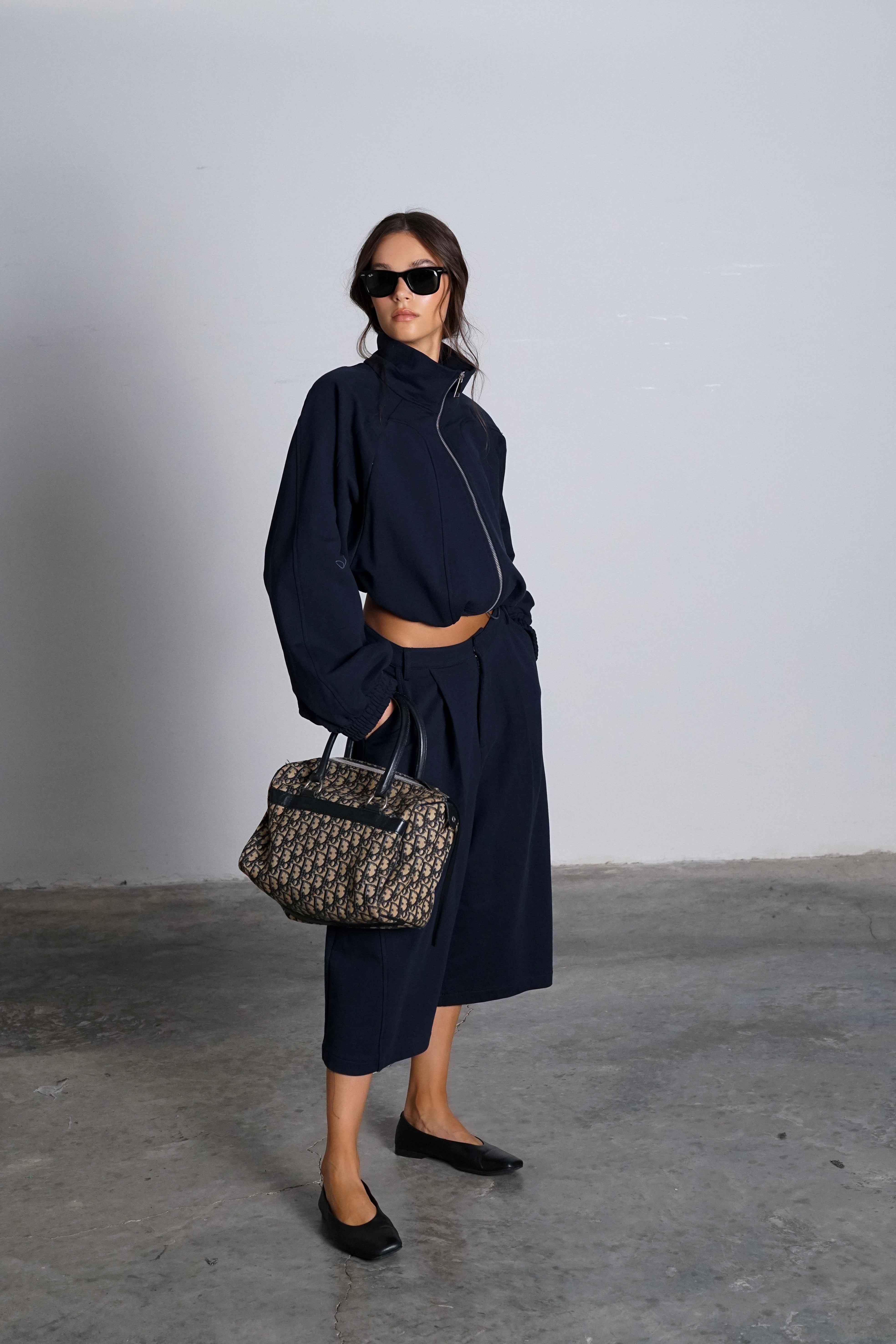 חליפת אדאמס-כחול